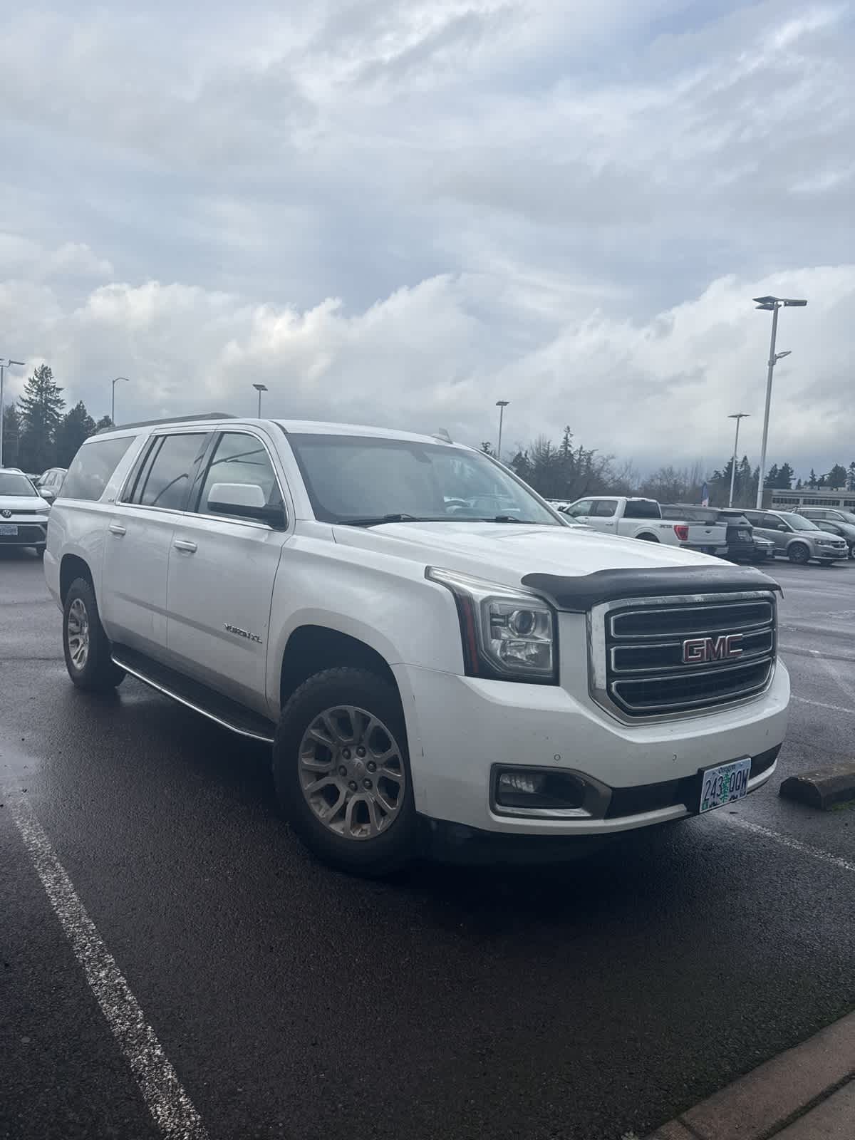 Thumbnail: 2017 GMC Yukon XL - 4