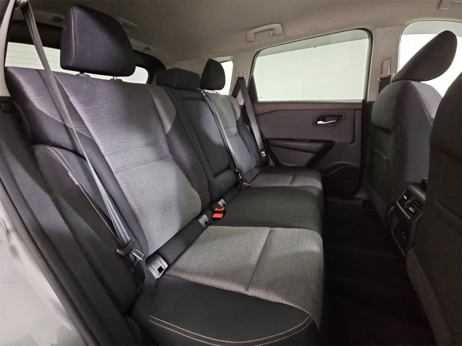 Thumbnail: 2021 Nissan Rogue - 20