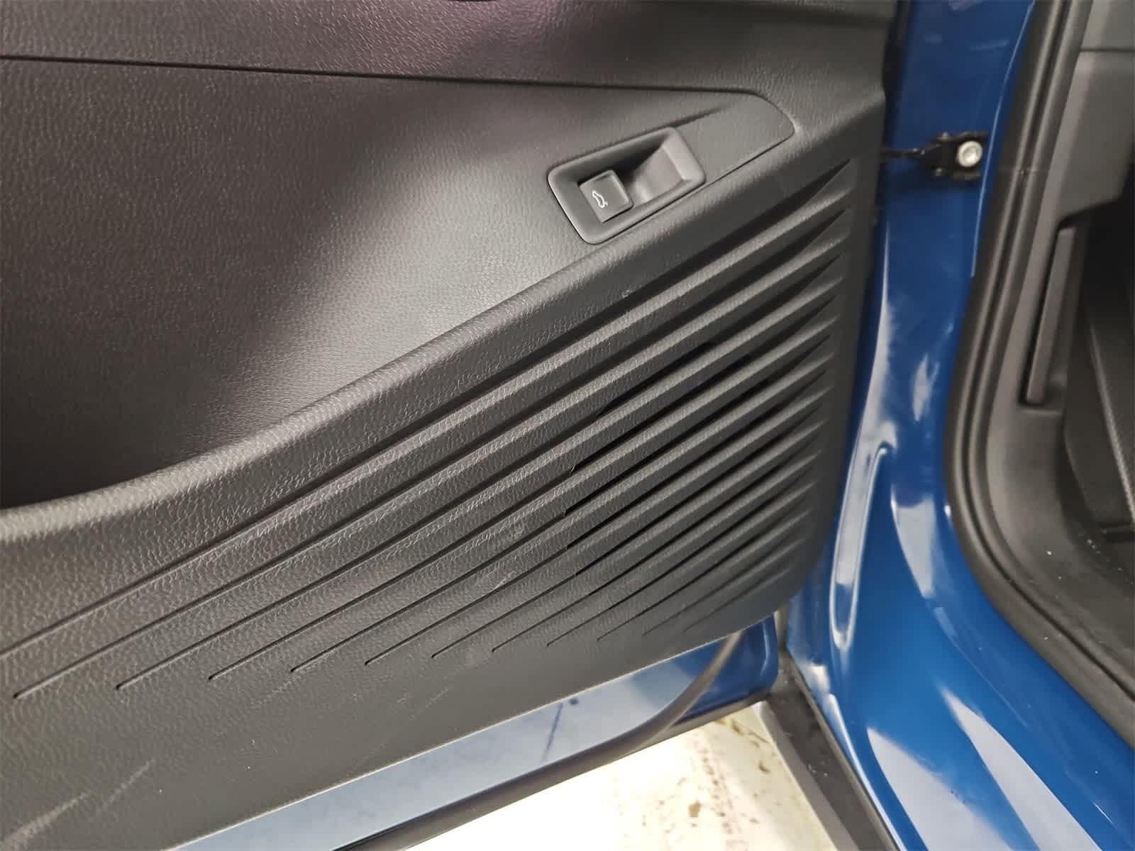 Thumbnail: 2025 Volkswagen ID.4 - 32