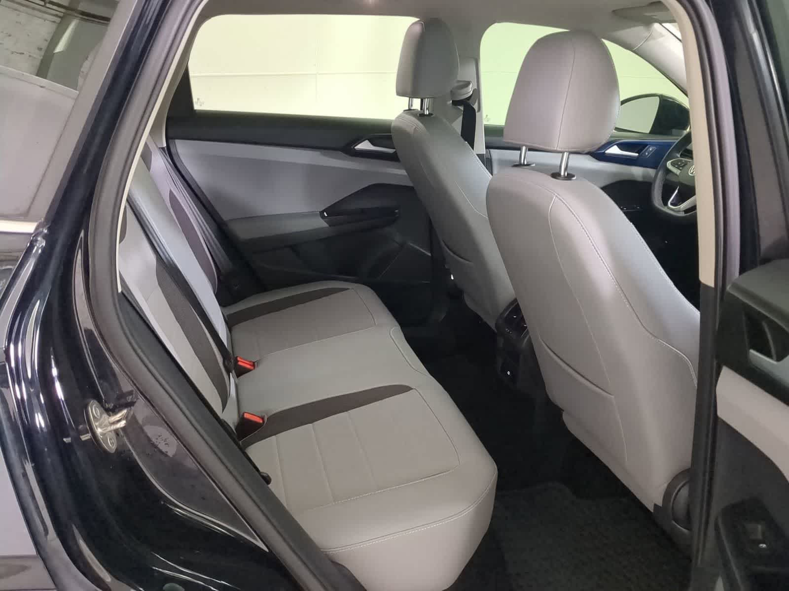 Thumbnail: 2023 Volkswagen Taos - 20