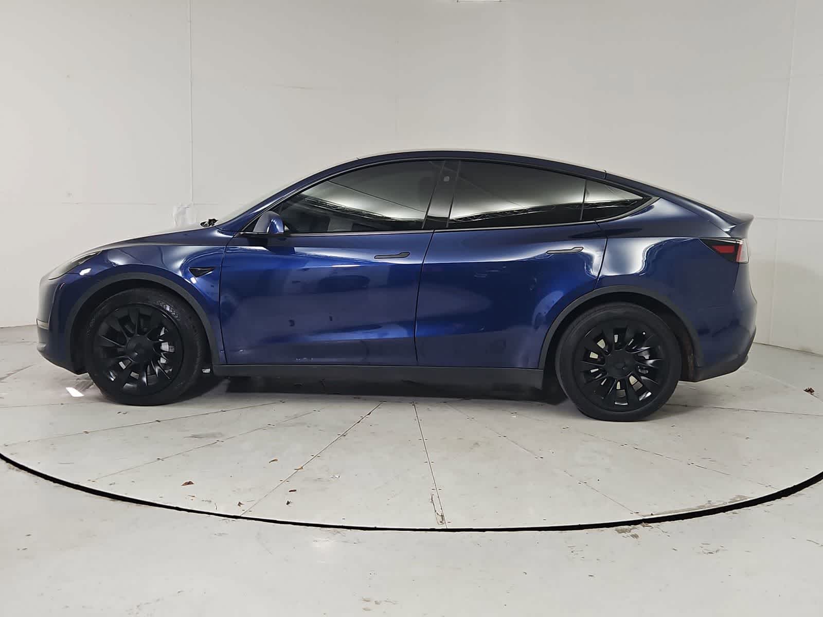 Thumbnail: 2023 Tesla Model Y - 3