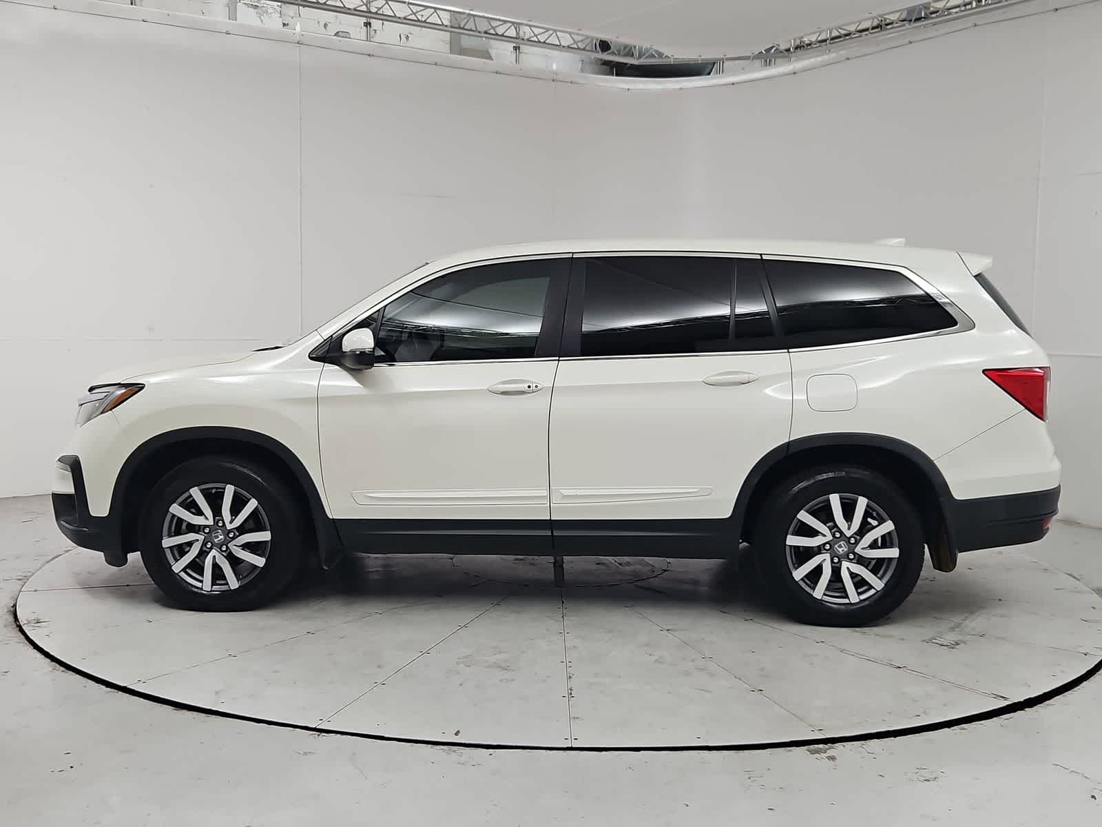 Thumbnail: 2019 Honda Pilot - 3