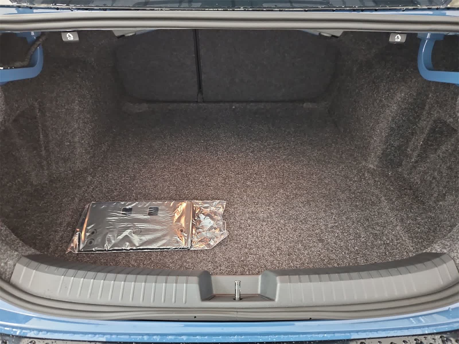 Thumbnail: 2025 Volkswagen Jetta - 34