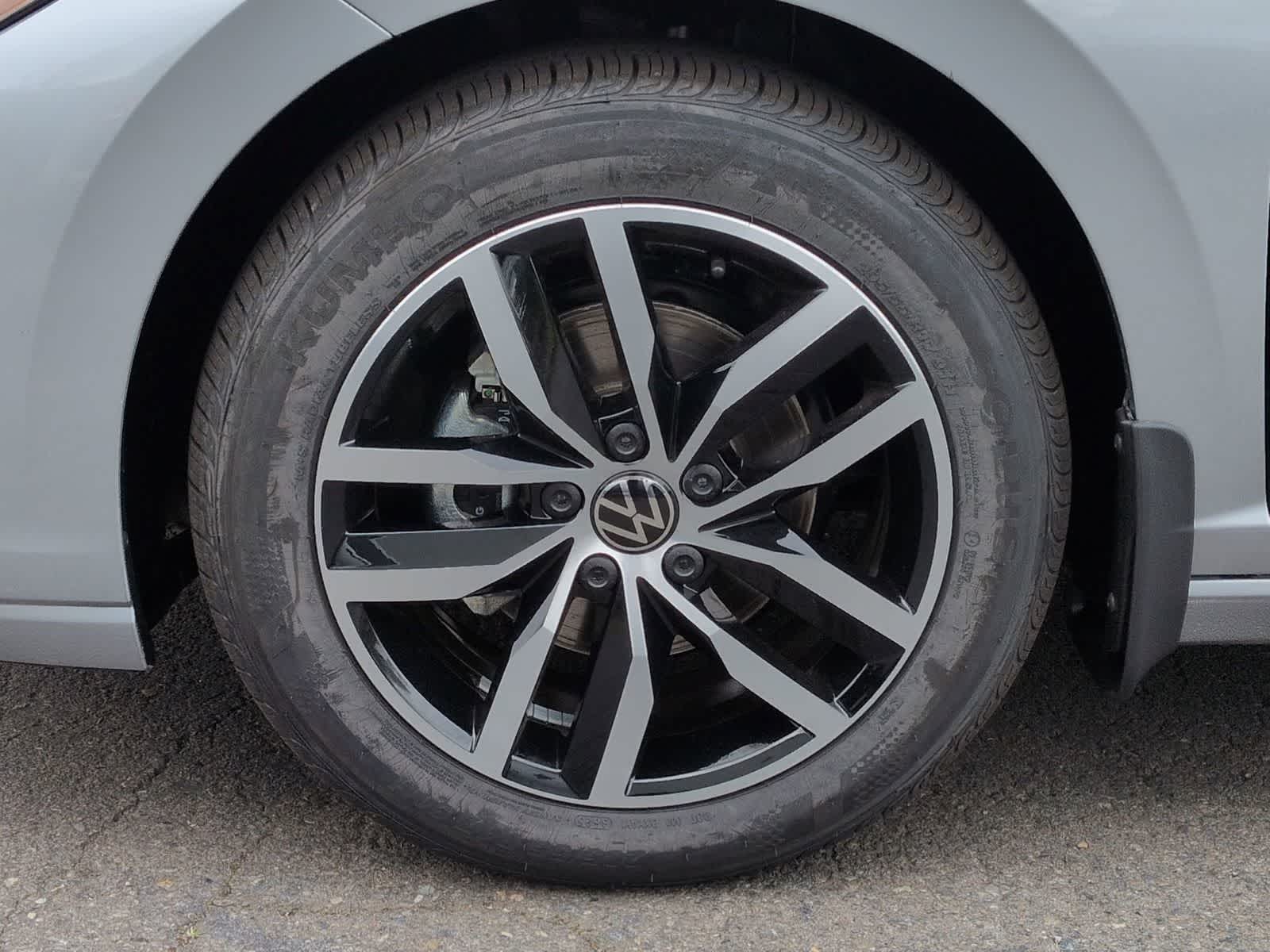 Thumbnail: 2026 Volkswagen Jetta - 13