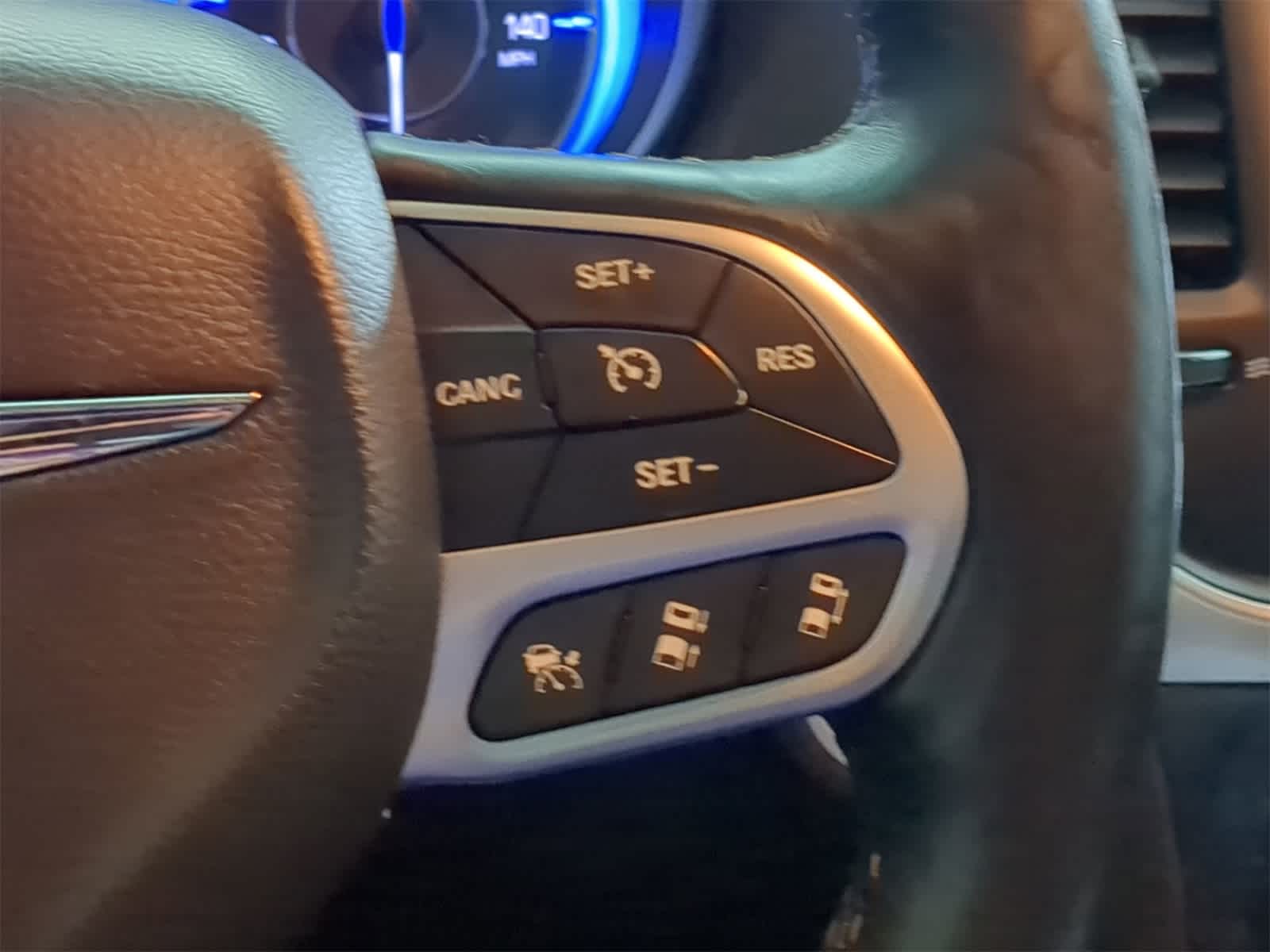 Thumbnail: 2017 Chrysler 300 - 23