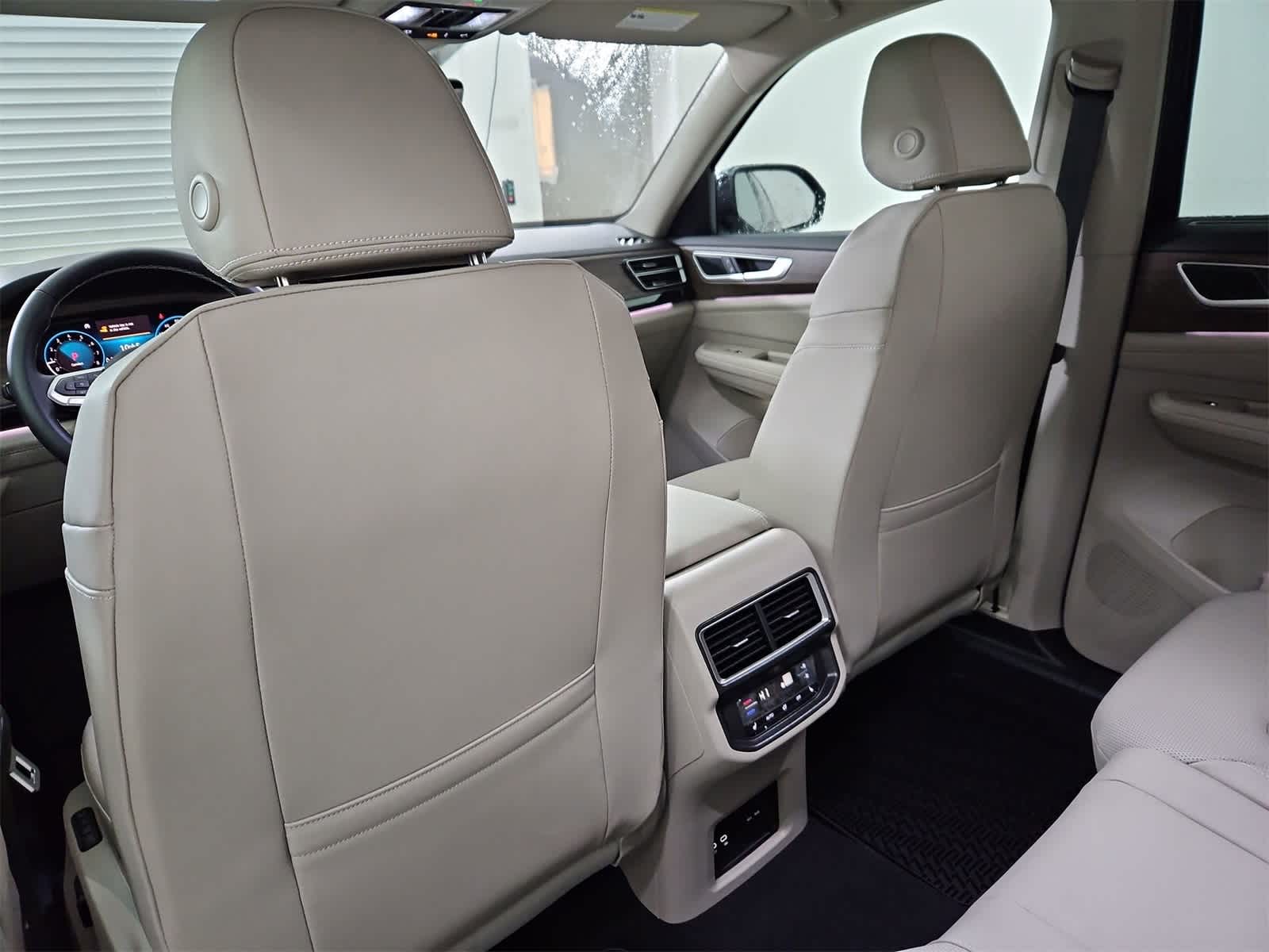 Thumbnail: 2026 Volkswagen Atlas - 18