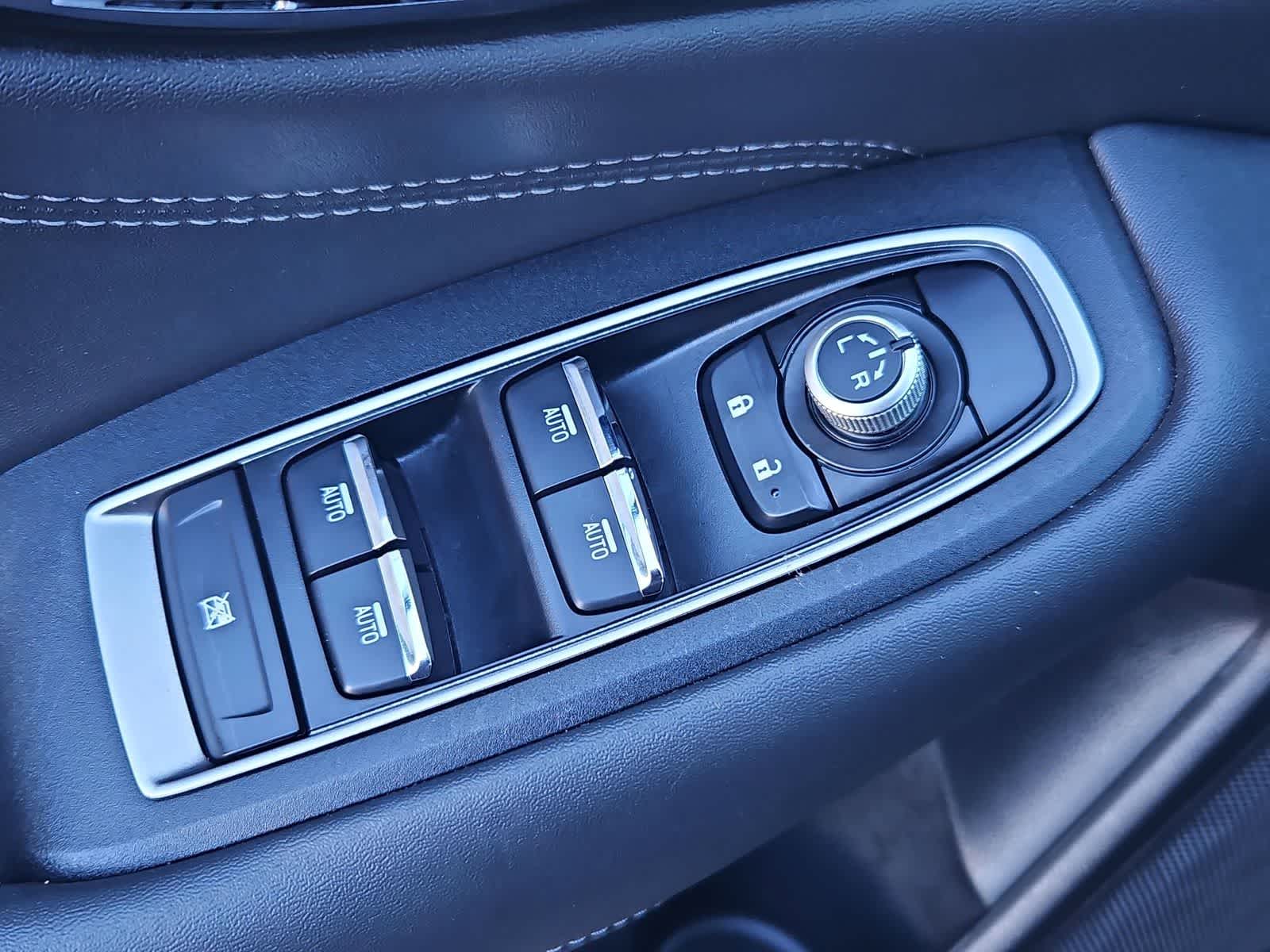 Thumbnail: 2022 Subaru Outback - 16