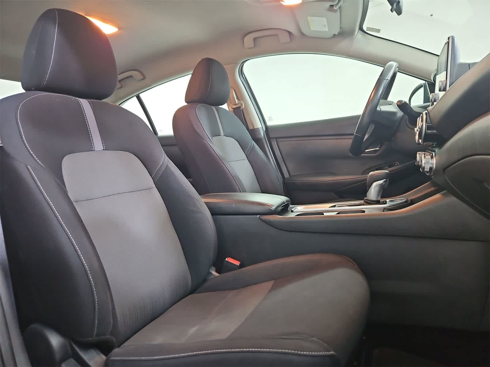 Thumbnail: 2021 Nissan Sentra - 21