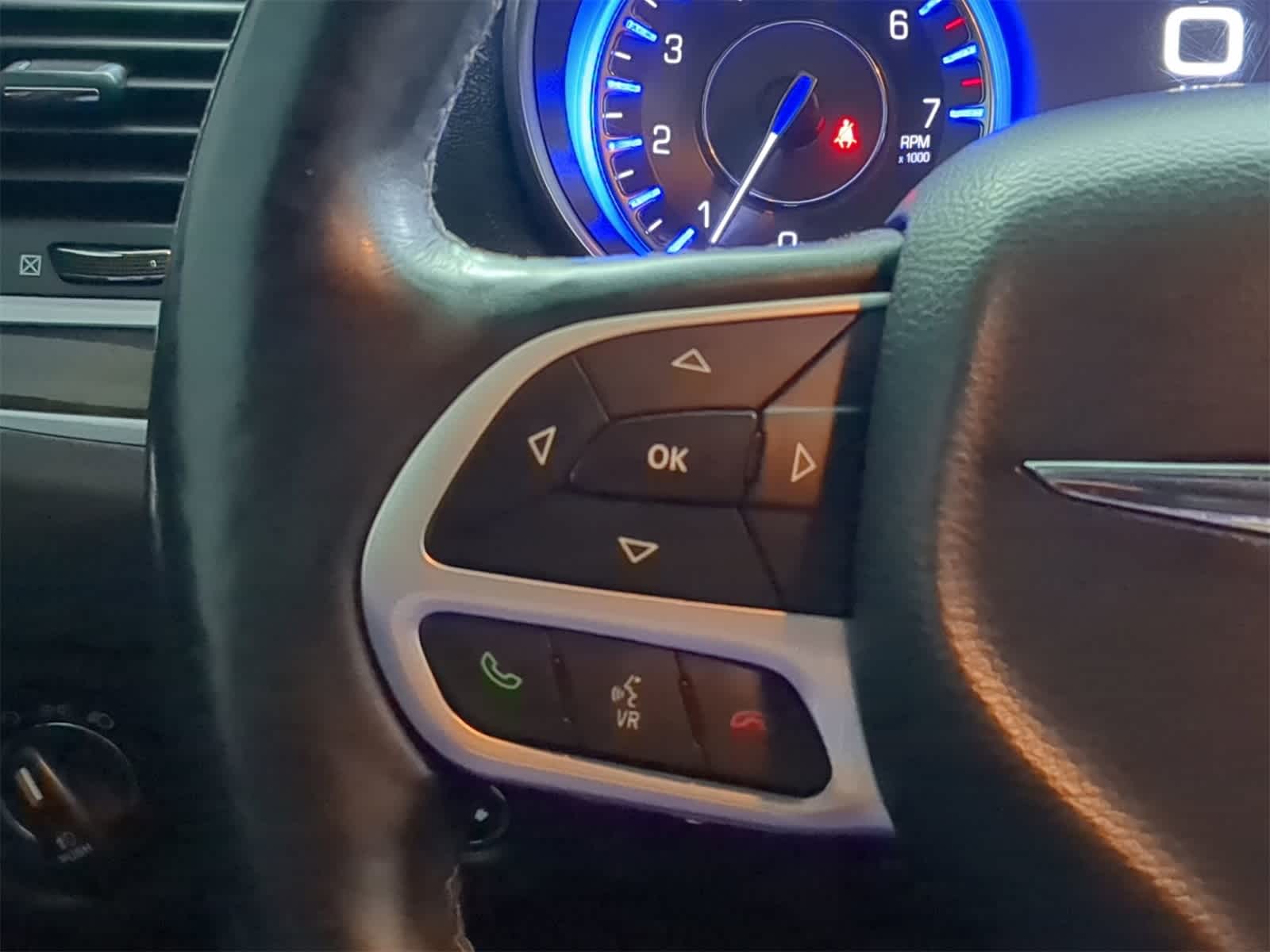 Thumbnail: 2017 Chrysler 300 - 22