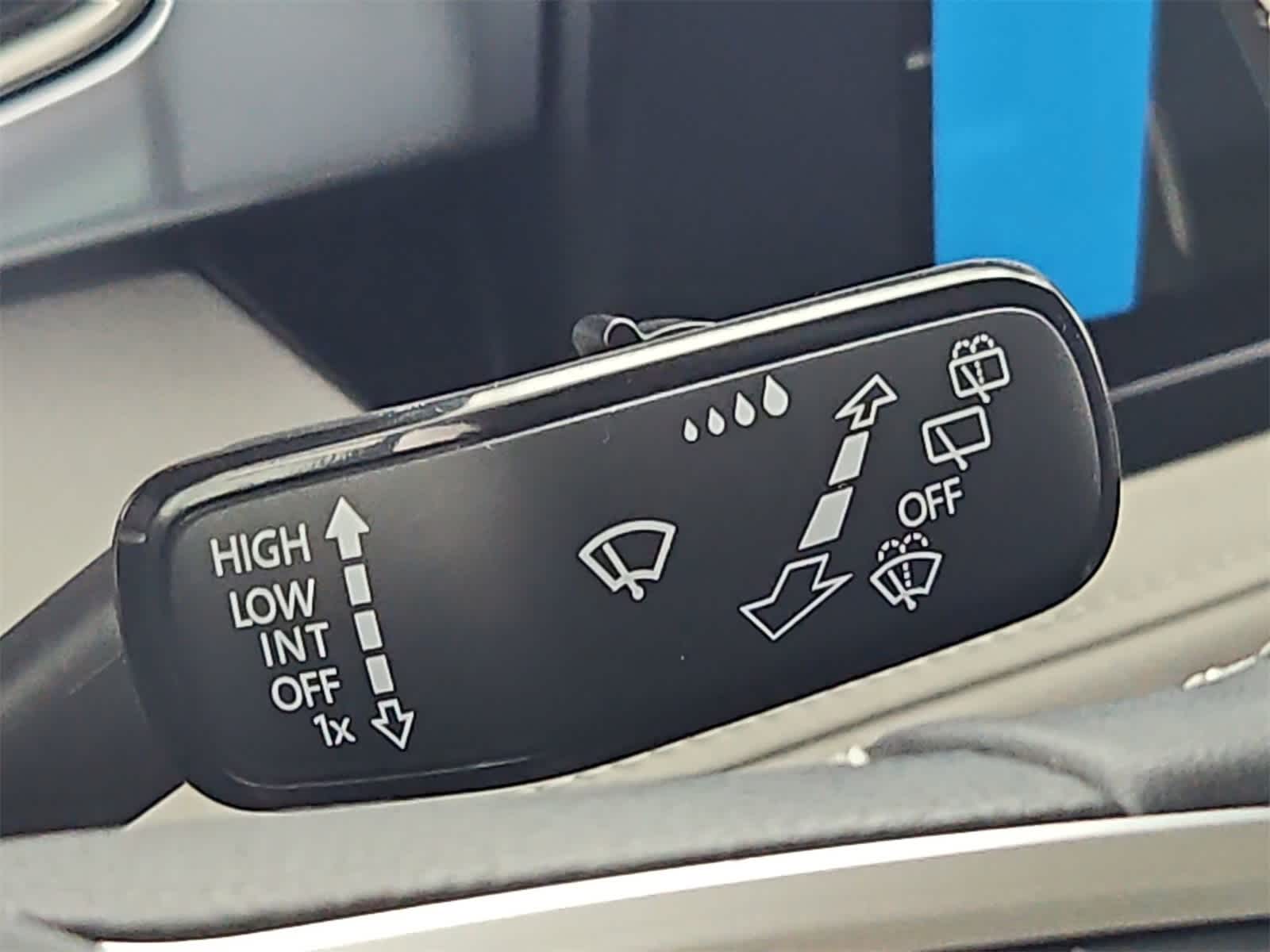 Thumbnail: 2025 Volkswagen Taos - 27