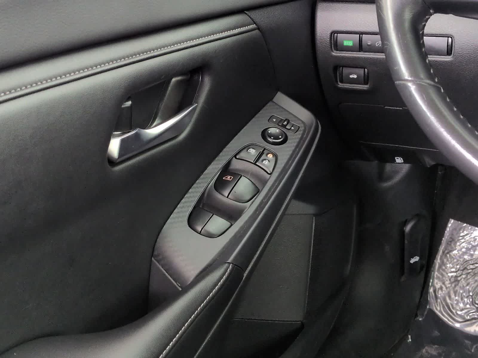 Thumbnail: 2023 Nissan Sentra - 16