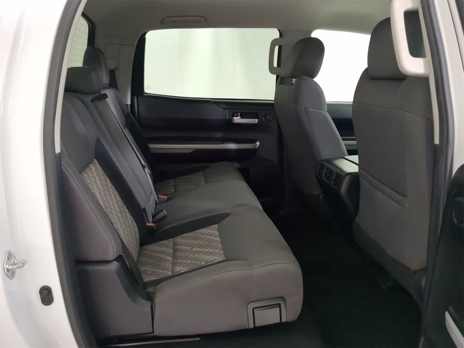 Thumbnail: 2021 Toyota Tundra - 19