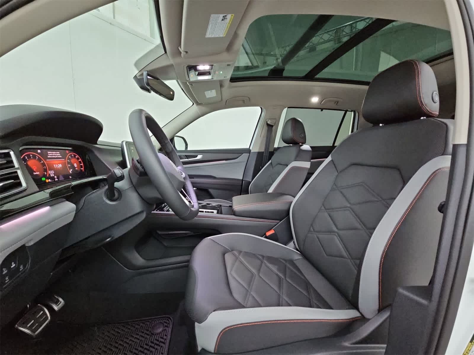 Thumbnail: 2025 Volkswagen Atlas - 15