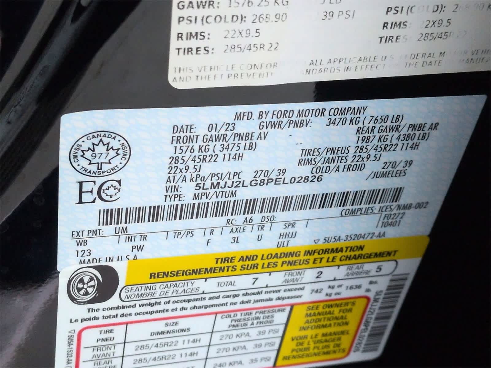 Thumbnail: 2023 Lincoln Navigator - 36