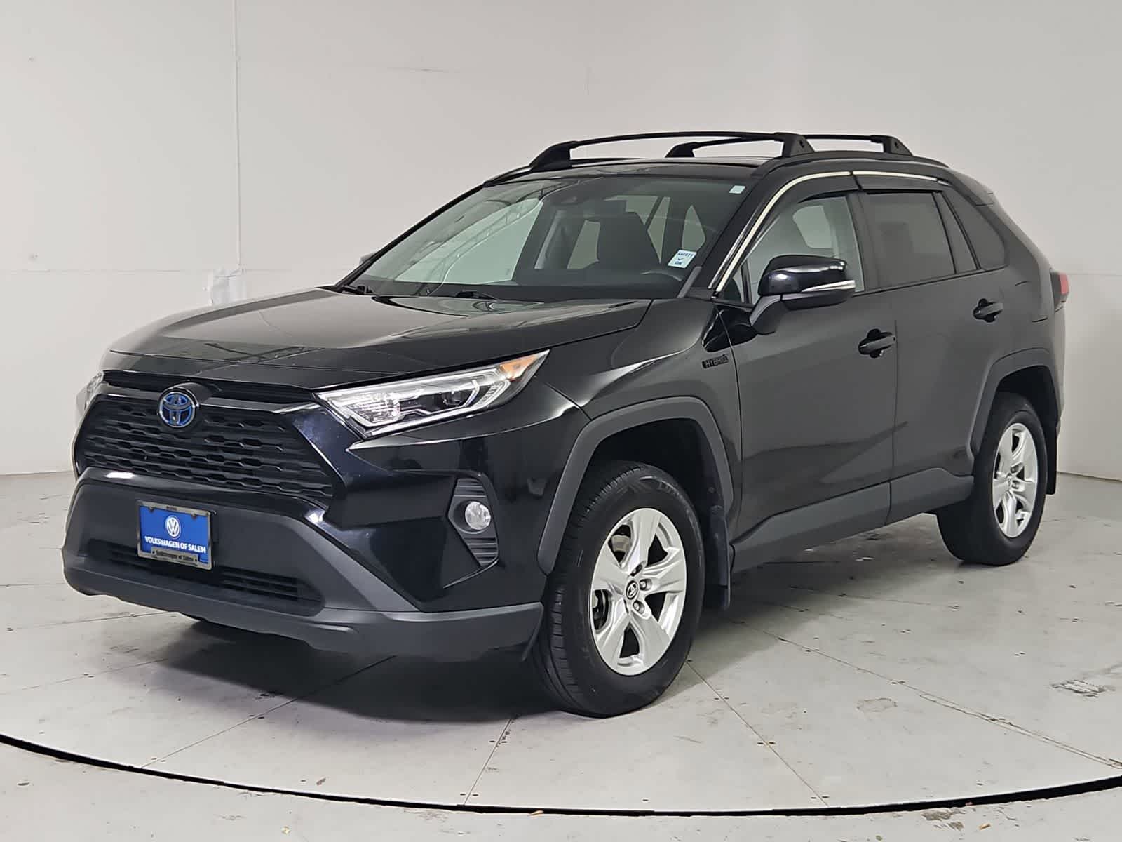Thumbnail: 2020 Toyota RAV4 - 1