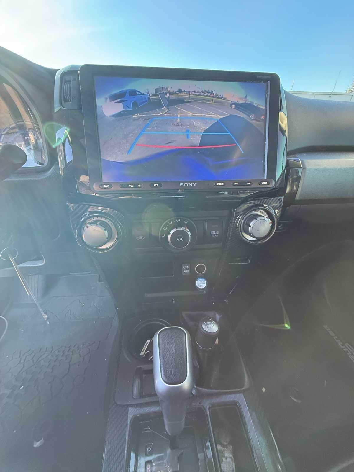 Thumbnail: 2019 Toyota 4Runner - 8