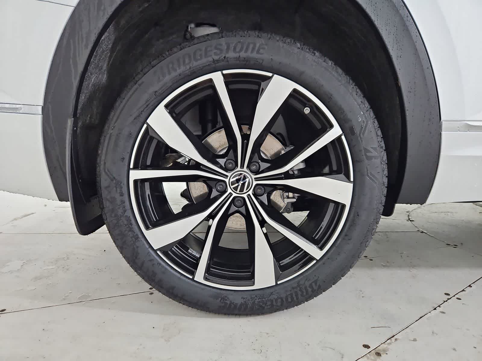 Thumbnail: 2026 Volkswagen Atlas - 13