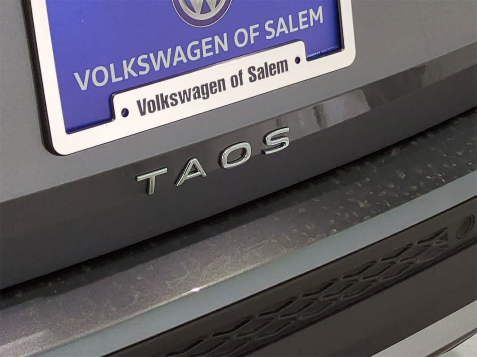 Thumbnail: 2025 Volkswagen Taos - 12