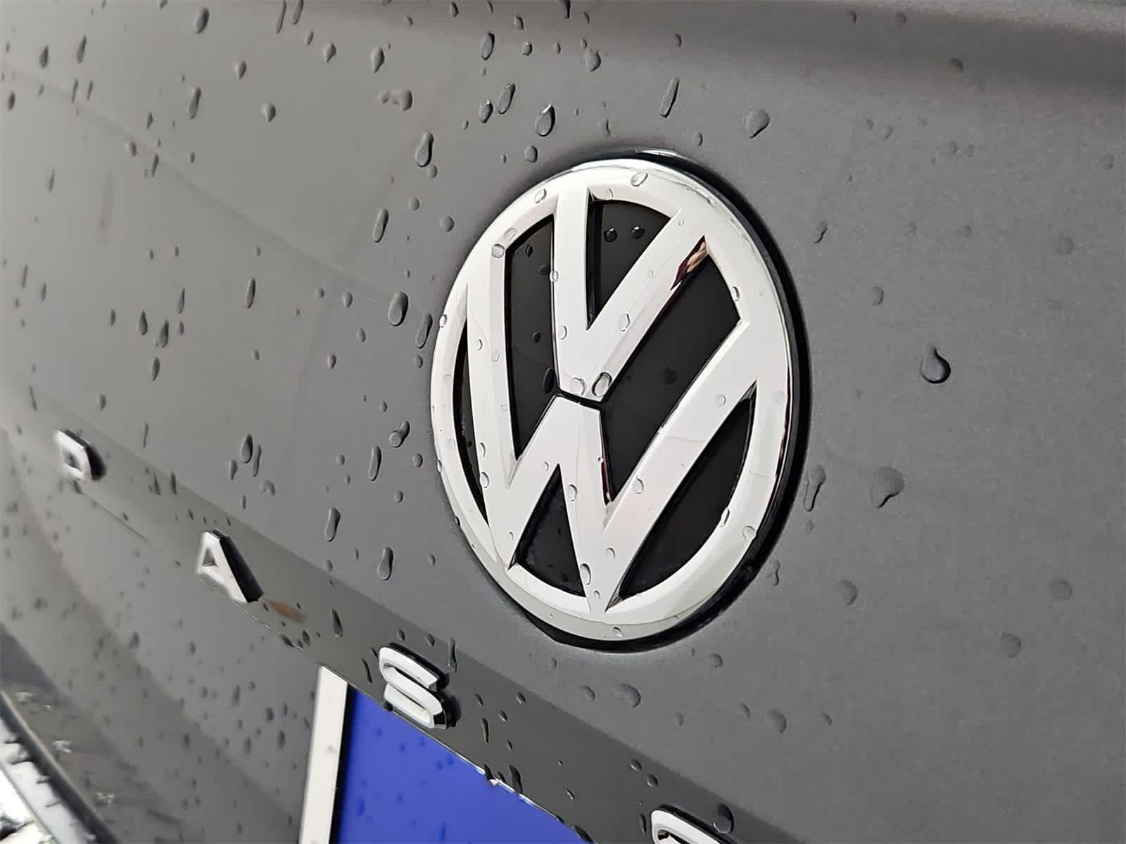 Thumbnail: 2022 Volkswagen Passat - 11