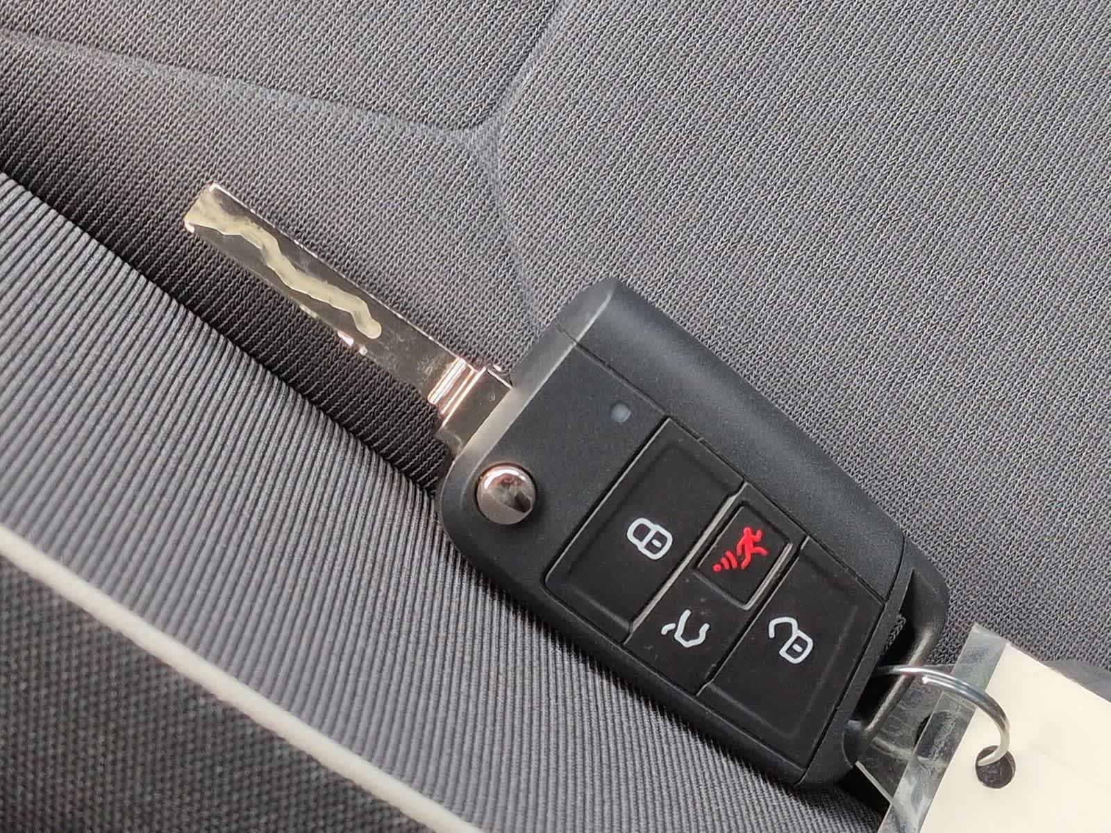 Thumbnail: 2026 Volkswagen Jetta - 34