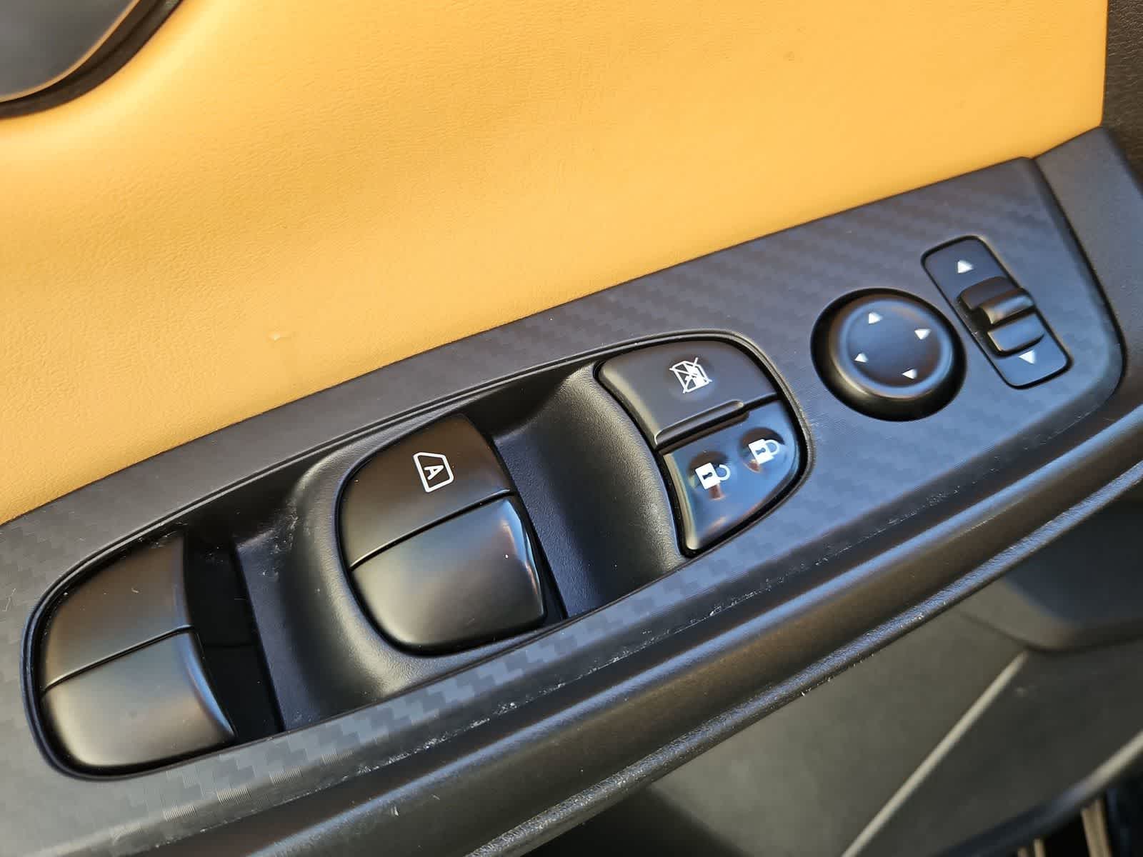 Thumbnail: 2021 Nissan Sentra - 17