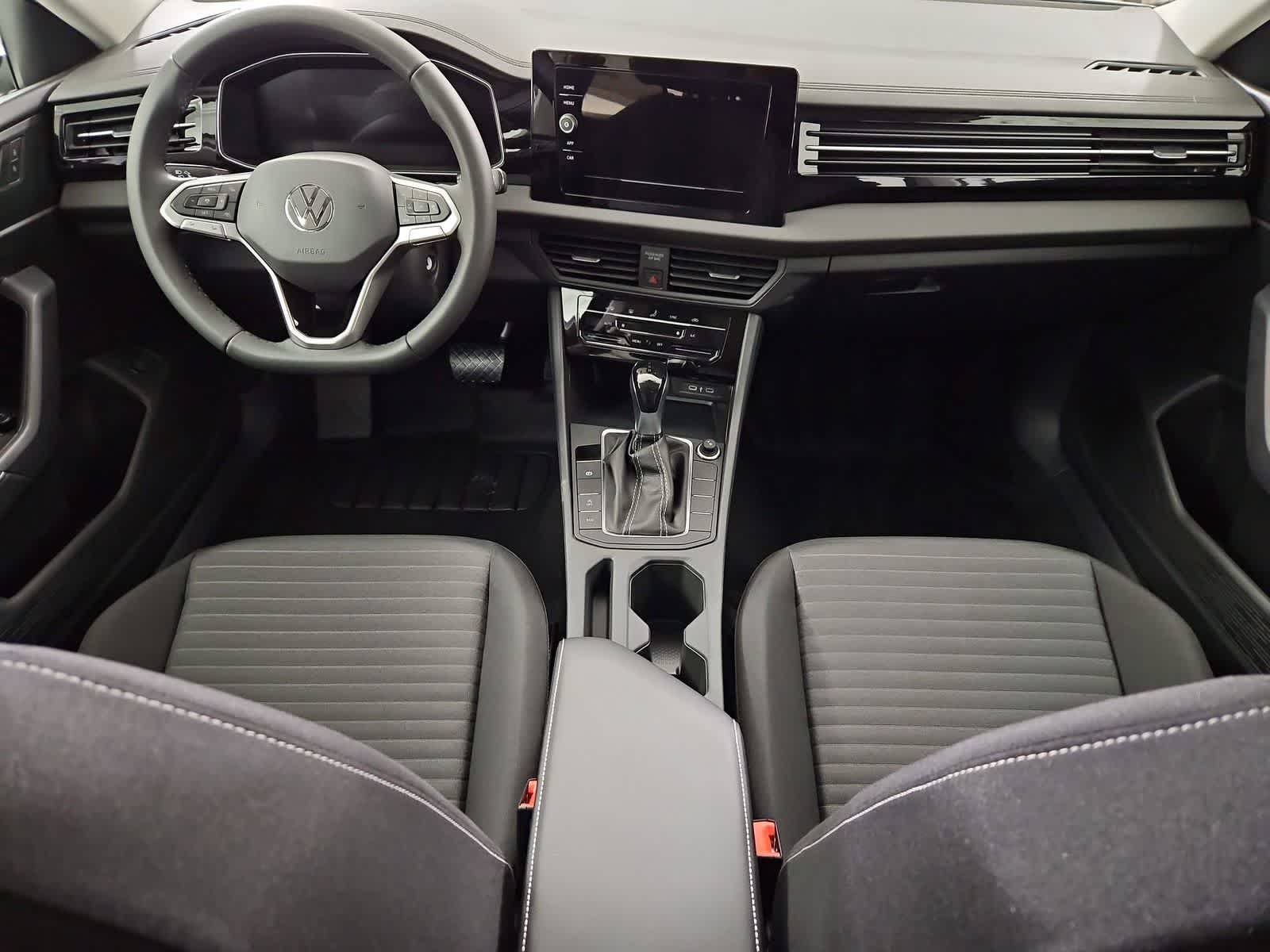 Thumbnail: 2026 Volkswagen Jetta - 15