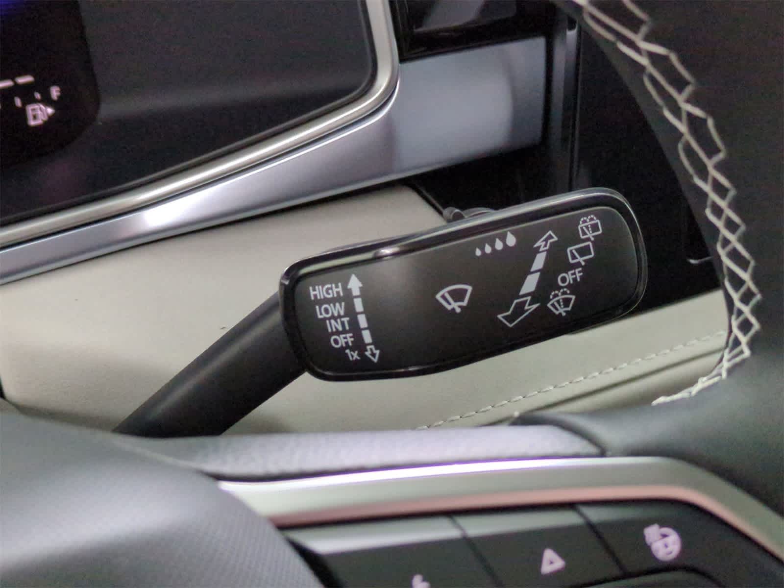 Thumbnail: 2025 Volkswagen Taos - 26