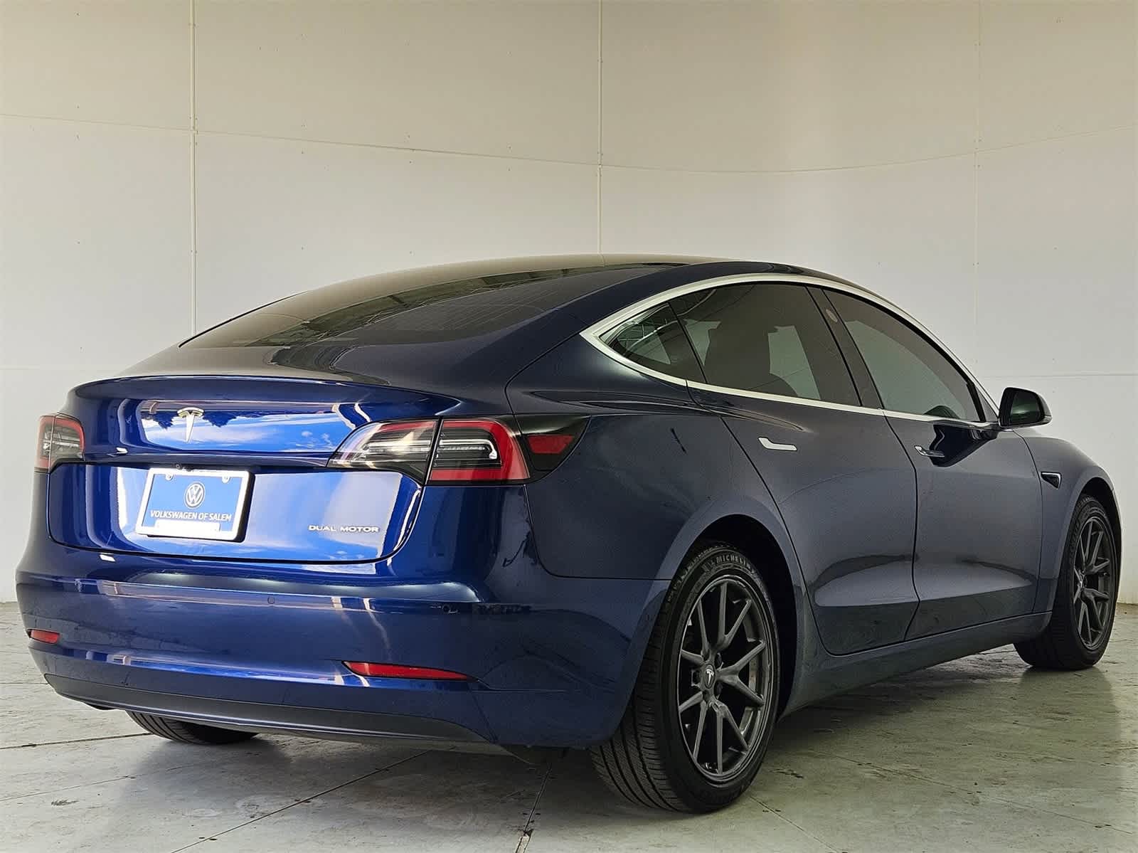 Thumbnail: 2019 Tesla Model 3 - 6