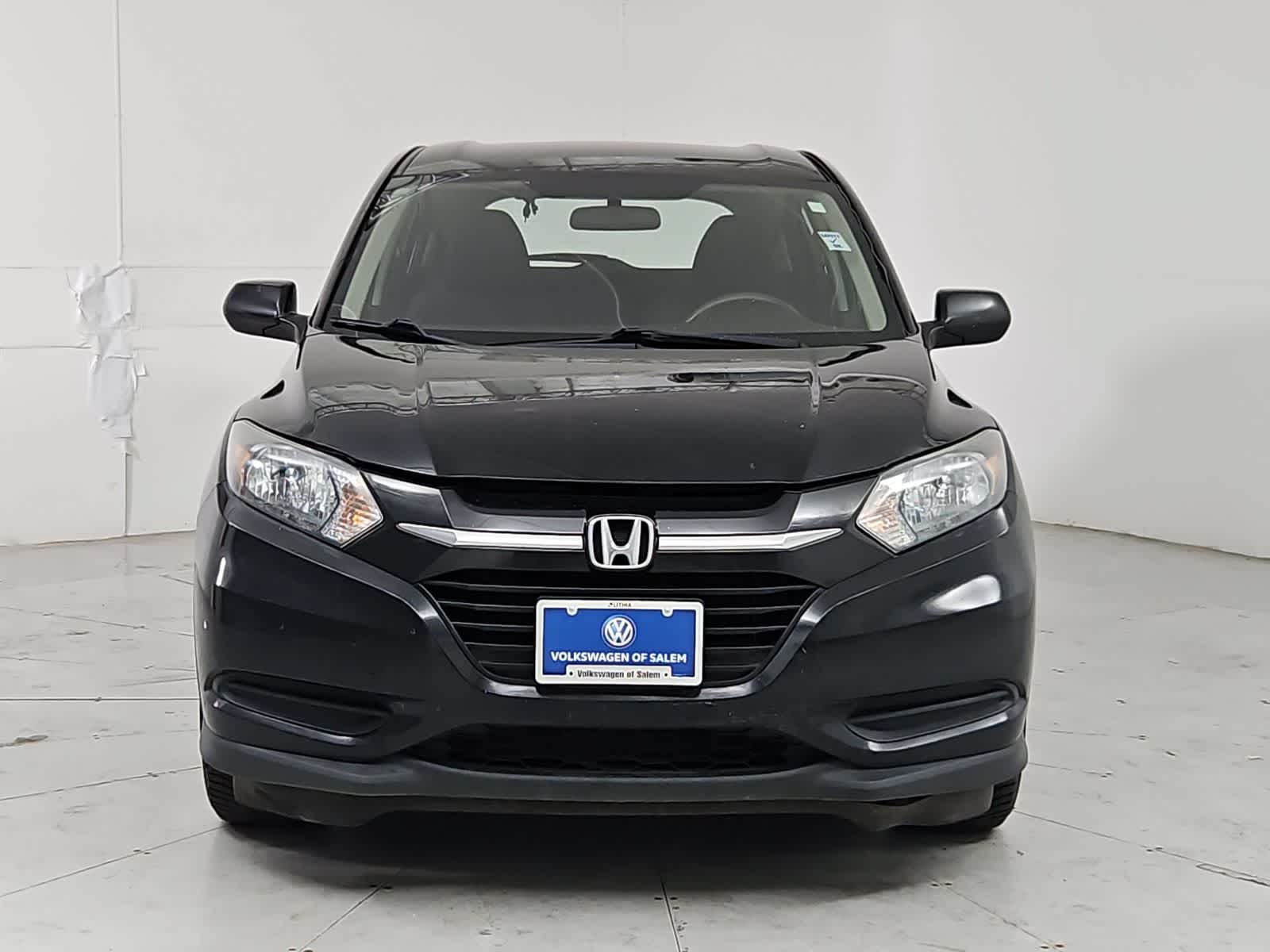 Thumbnail: 2016 Honda HR-V - 8
