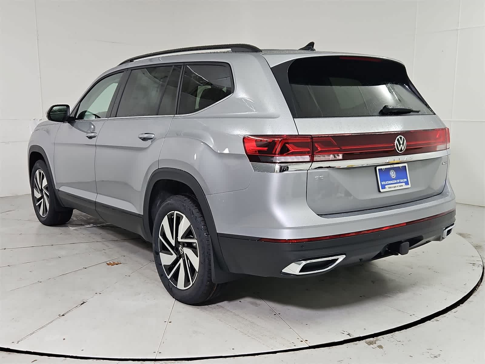 Thumbnail: 2026 Volkswagen Atlas - 4