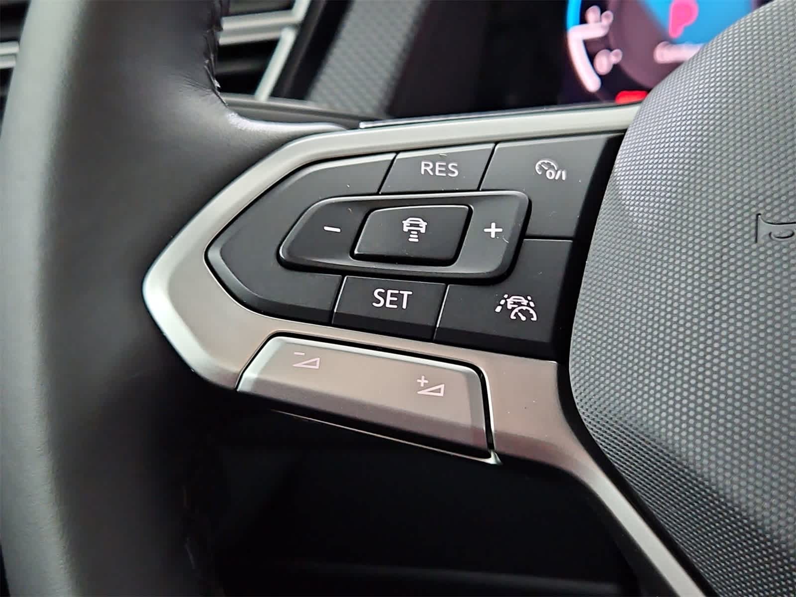 Thumbnail: 2026 Volkswagen Atlas - 25