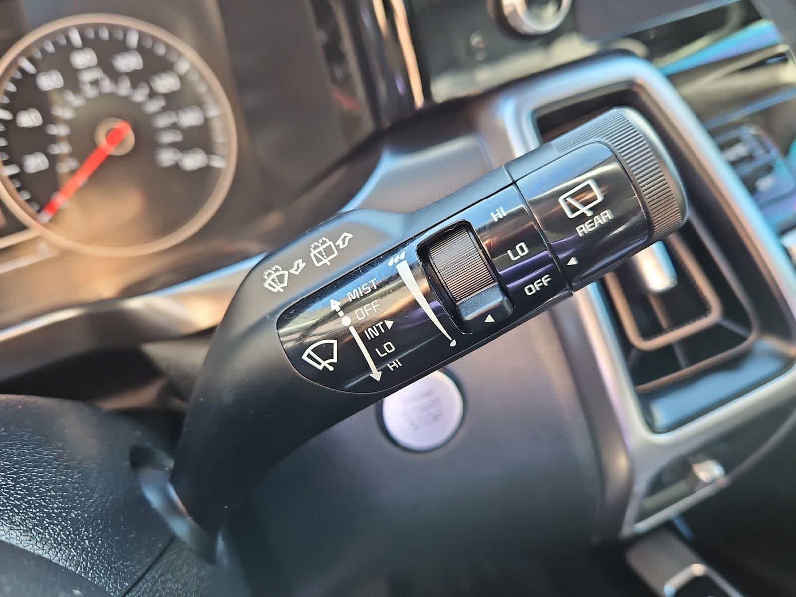 Thumbnail: 2022 Kia Sorento - 26
