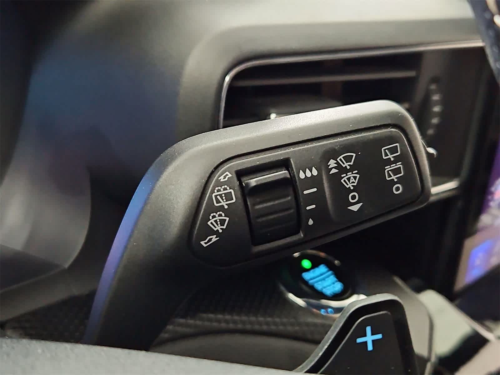 Thumbnail: 2021 Ford Explorer - 27