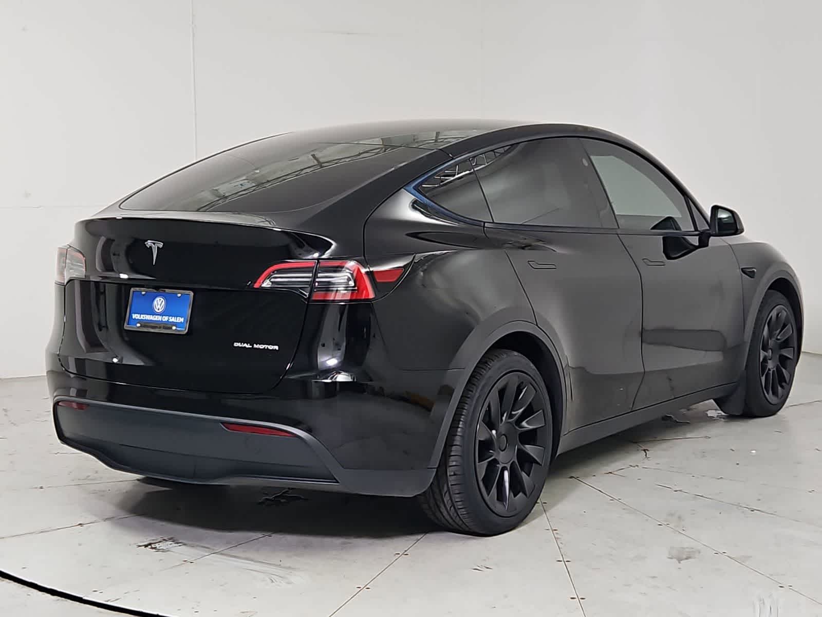 Thumbnail: 2024 Tesla Model Y - 6