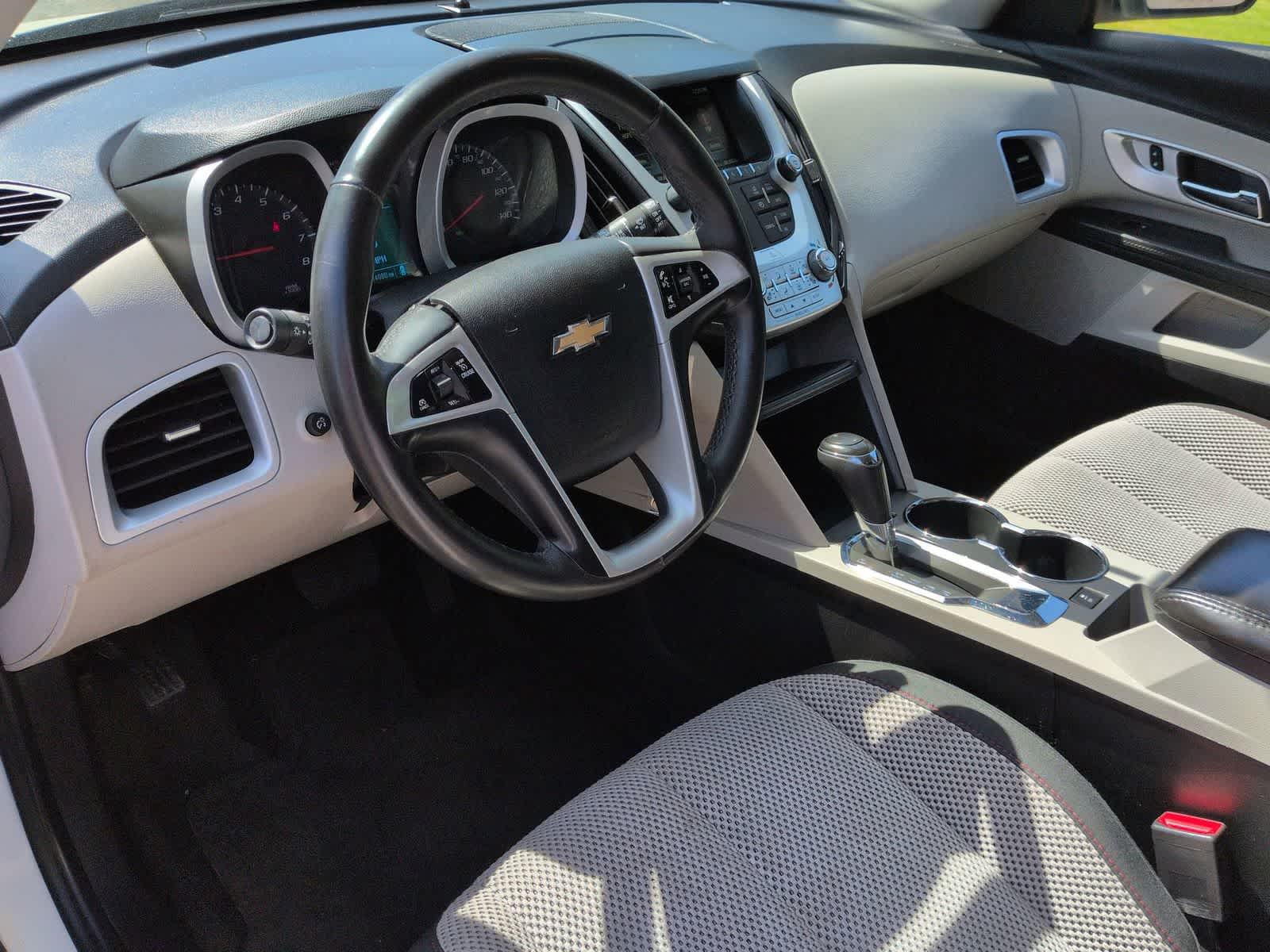 Thumbnail: 2017 Chevrolet Equinox - 2