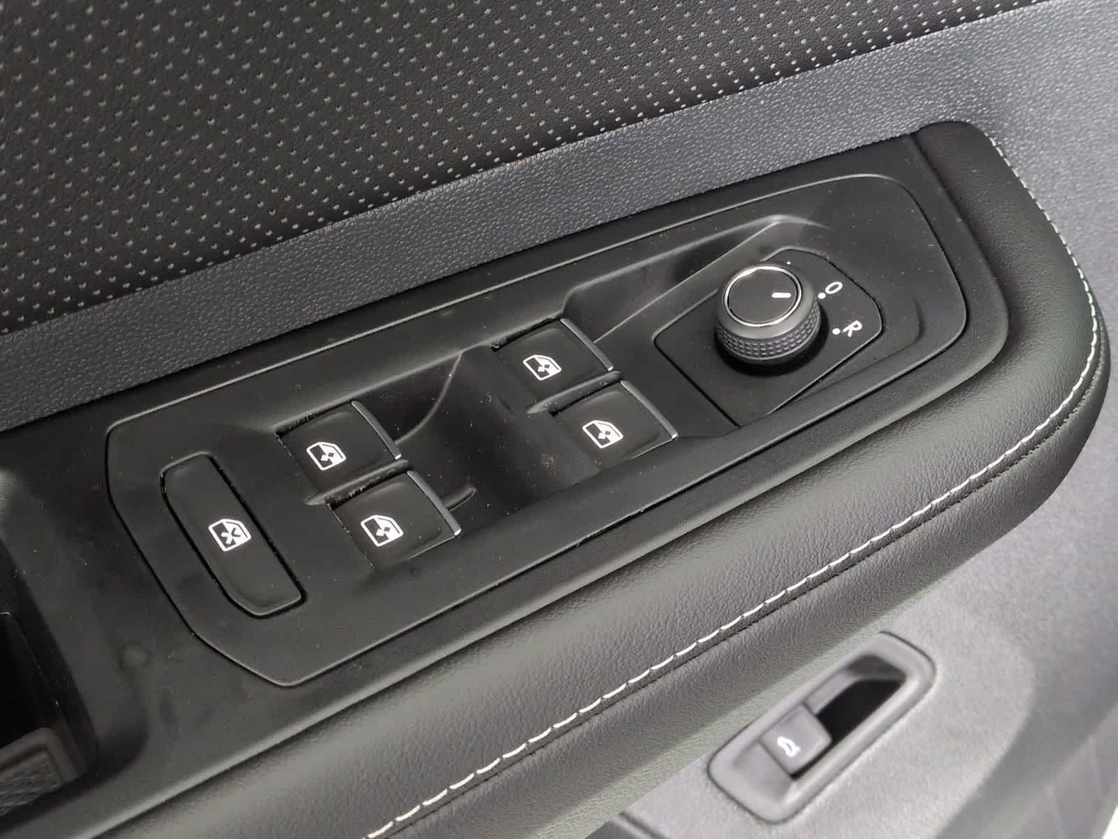 Thumbnail: 2026 Volkswagen Atlas - 17