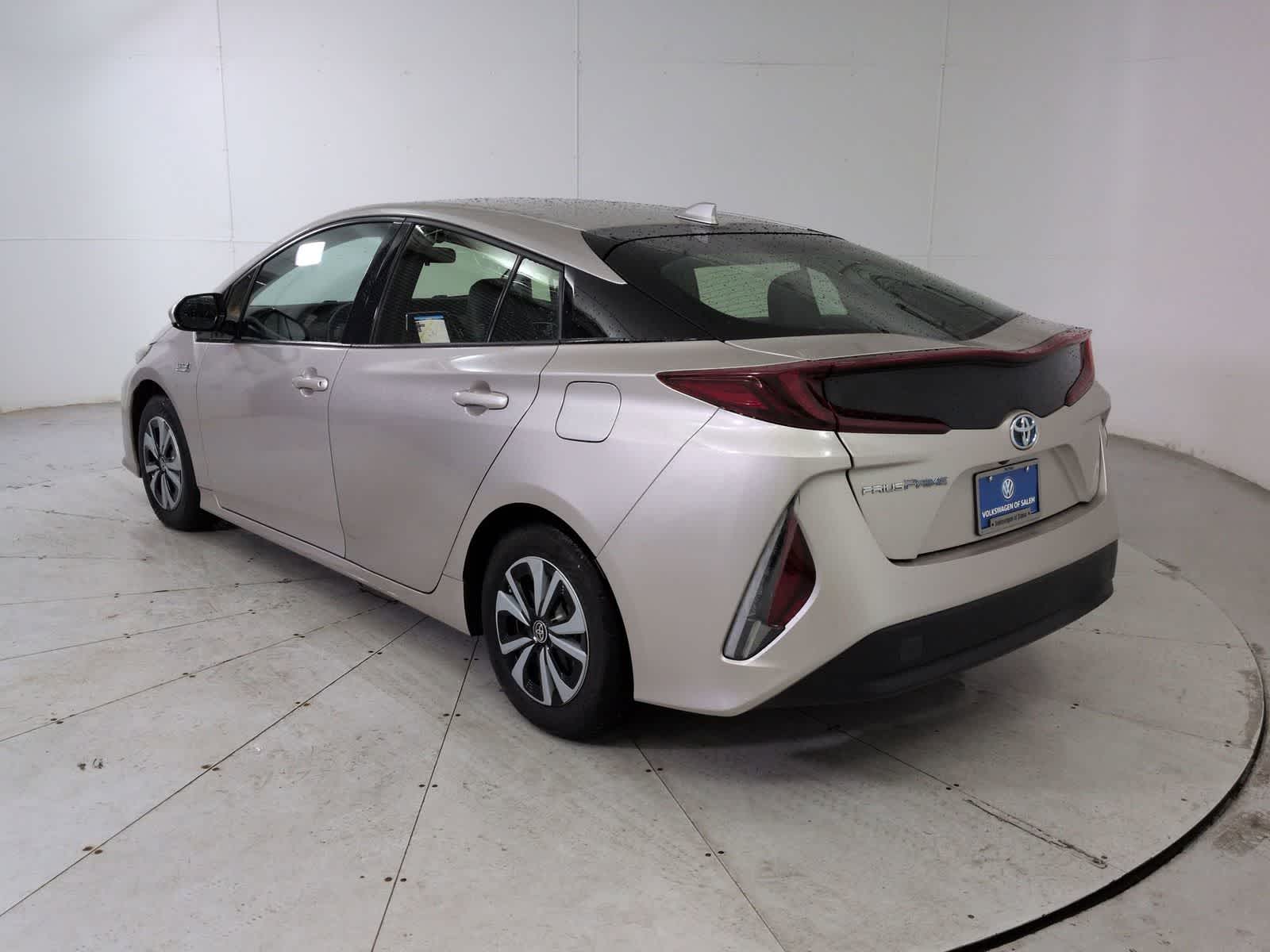 Thumbnail: 2019 Toyota Prius Prime - 4