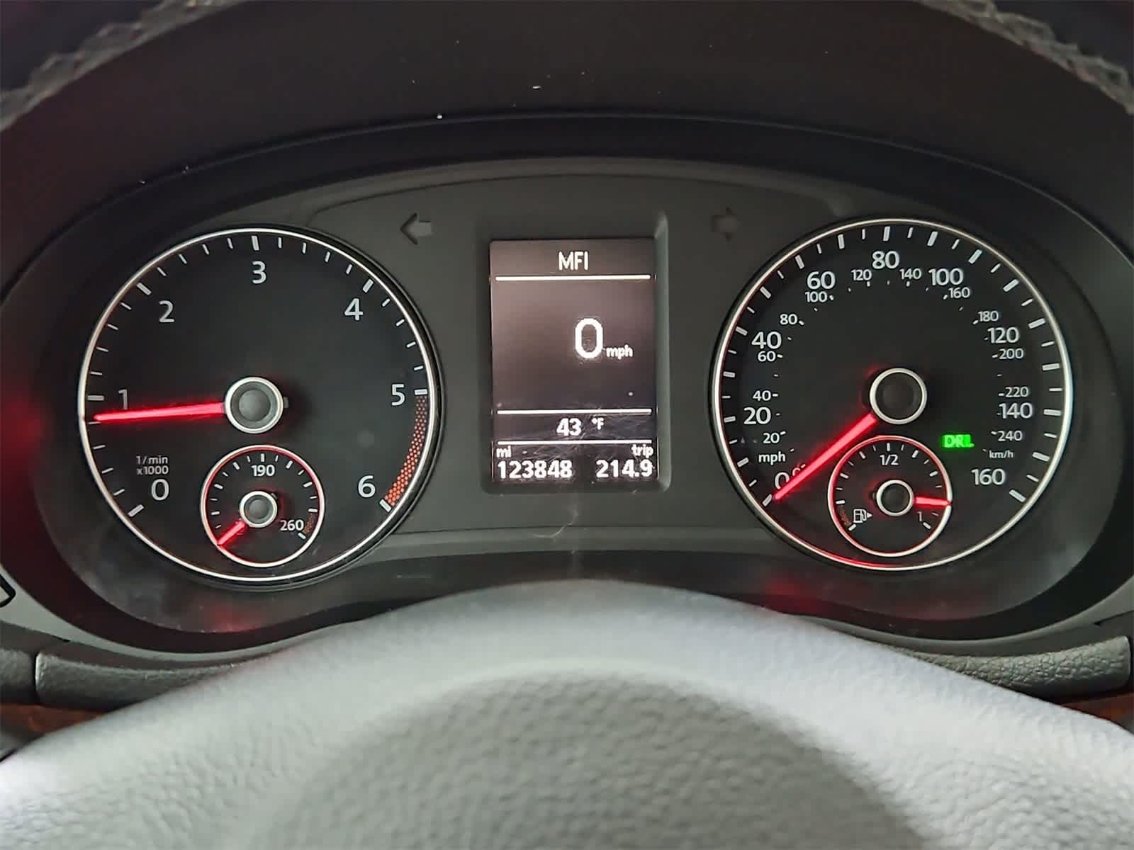 Thumbnail: 2013 Volkswagen Passat - 35