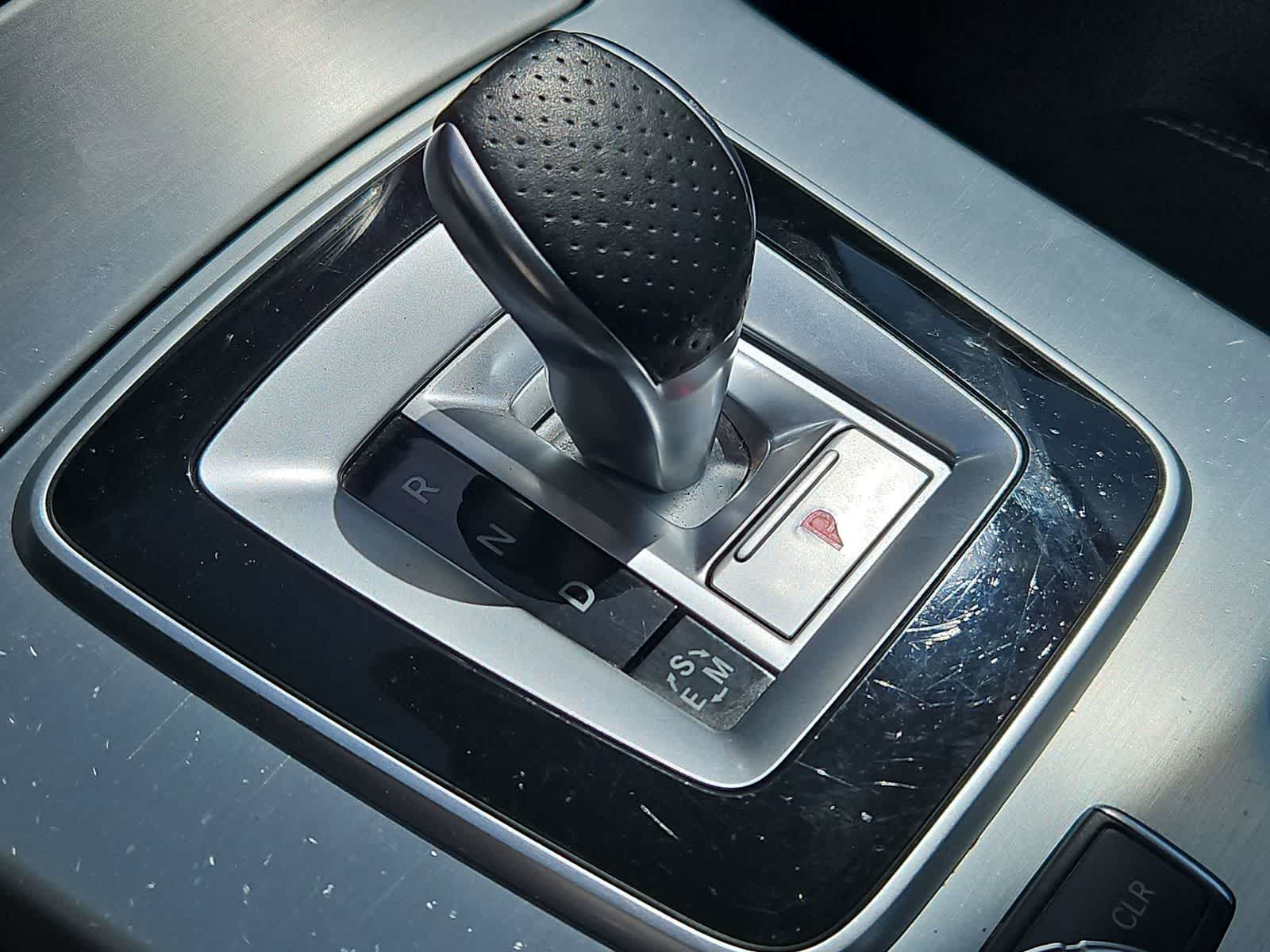 Thumbnail: 2016 Mercedes-Benz SLK - 27