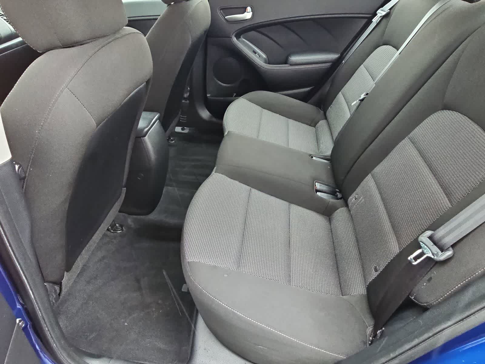 Thumbnail: 2017 Kia Forte - 19