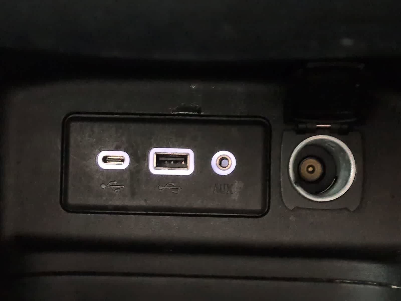 Thumbnail: 2020 Chevrolet Equinox - 29