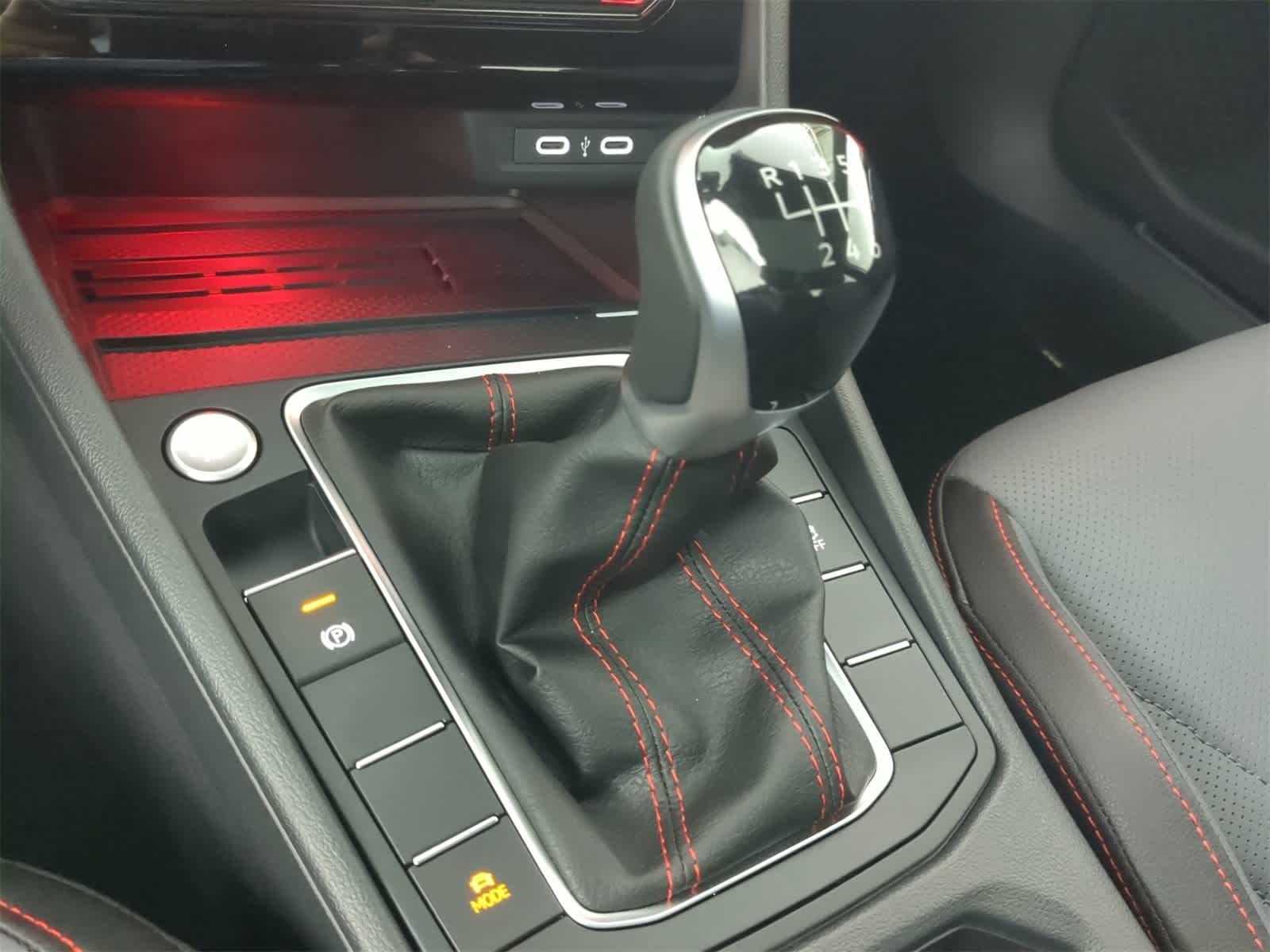 Thumbnail: 2025 Volkswagen Jetta - 32