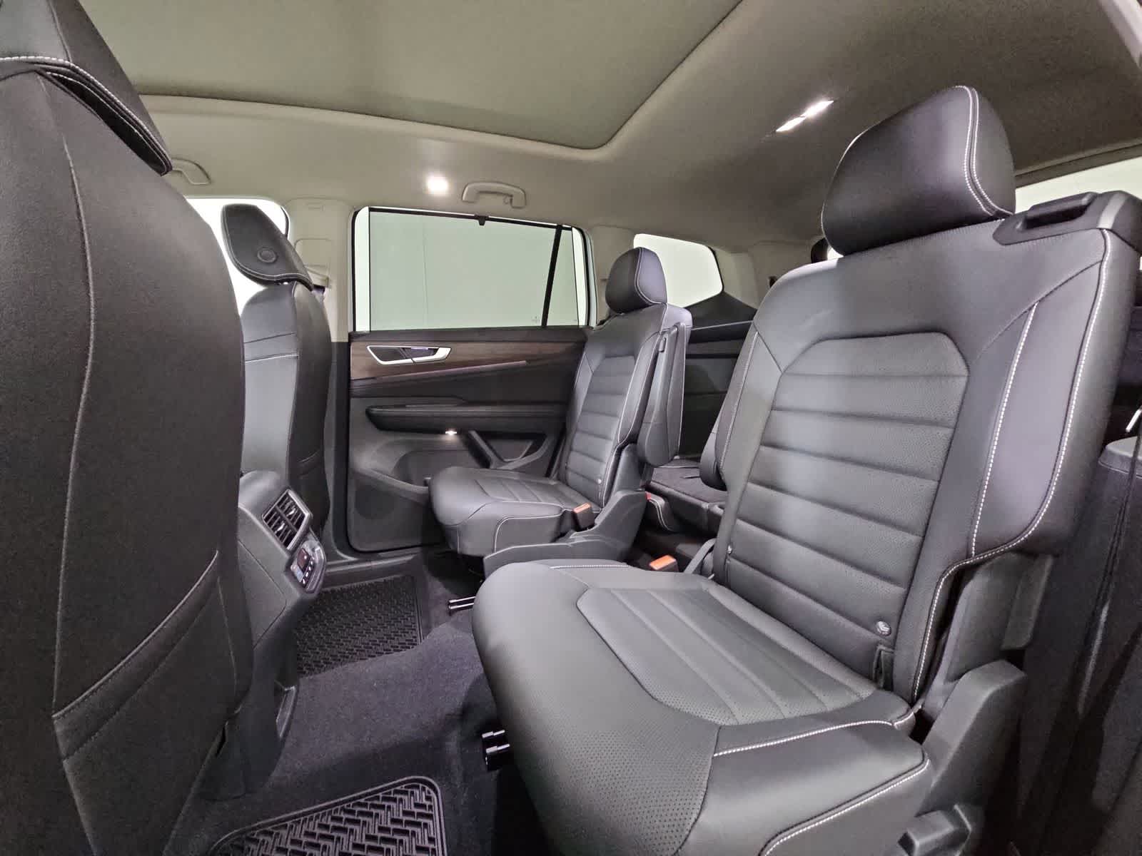 Thumbnail: 2026 Volkswagen Atlas - 20