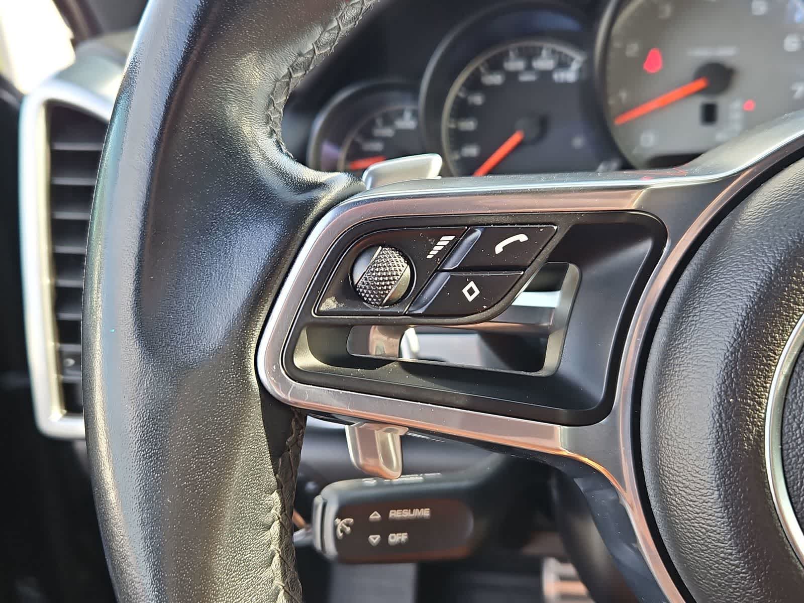 Thumbnail: 2018 Porsche Cayenne - 24