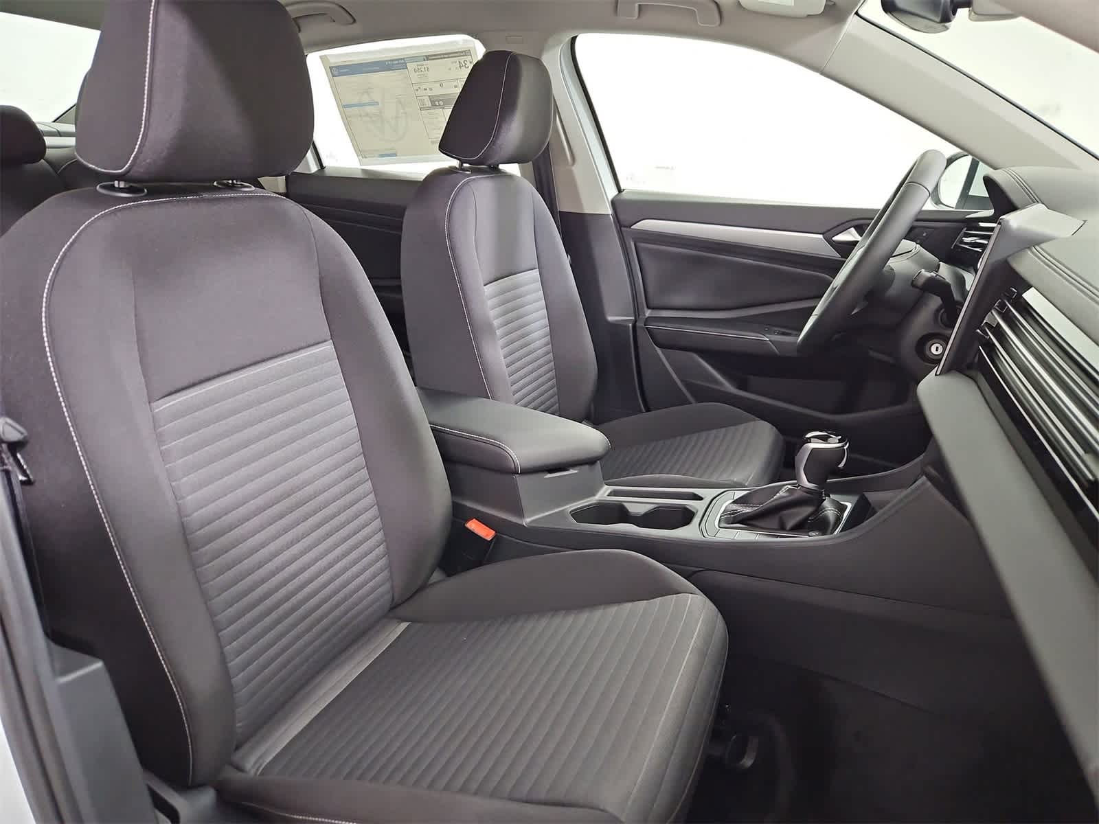 Thumbnail: 2026 Volkswagen Jetta - 21