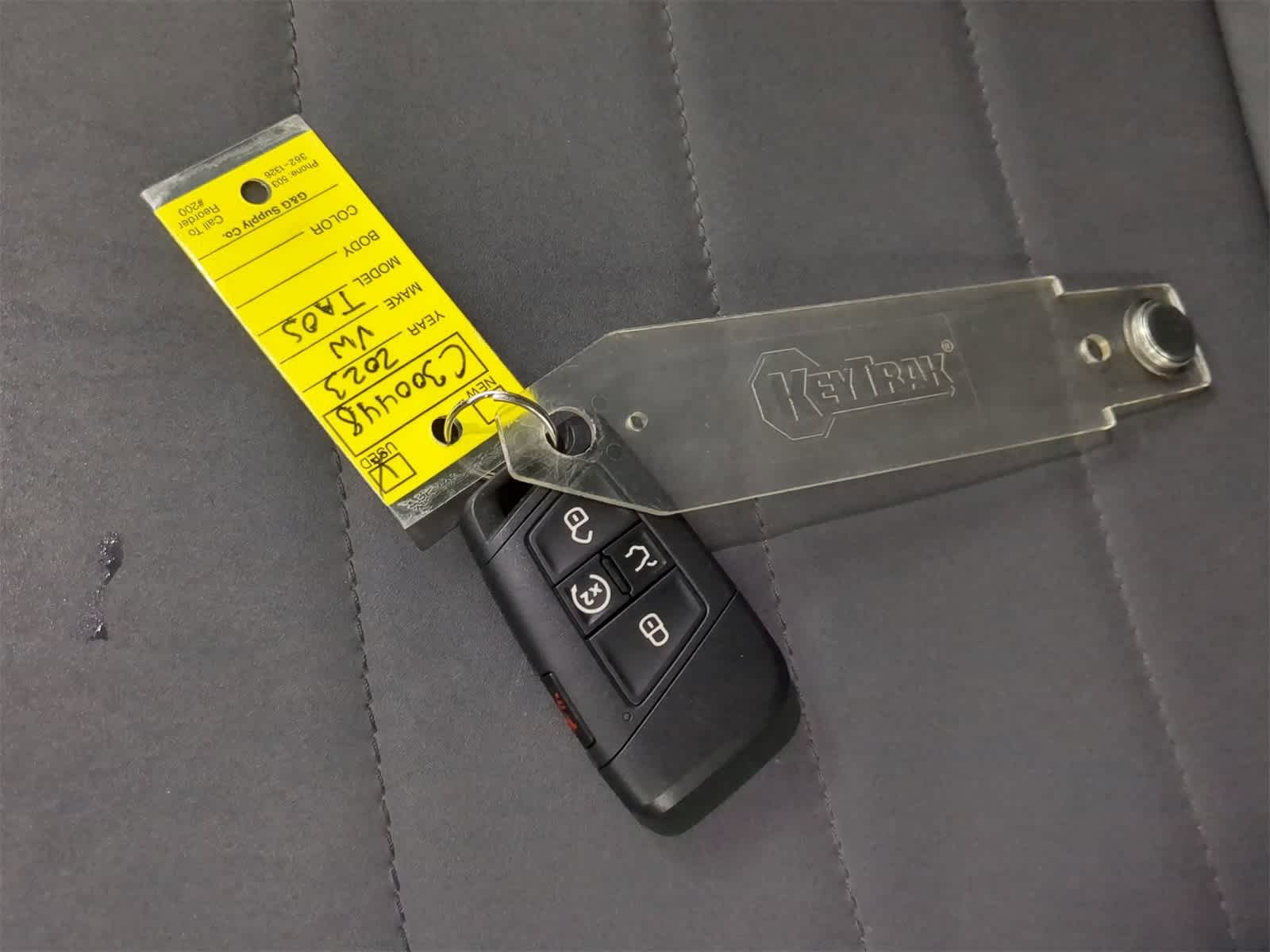 Thumbnail: 2023 Volkswagen Taos - 34