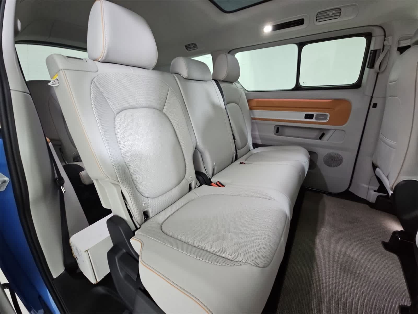 Thumbnail: 2025 Volkswagen ID.Buzz - 21