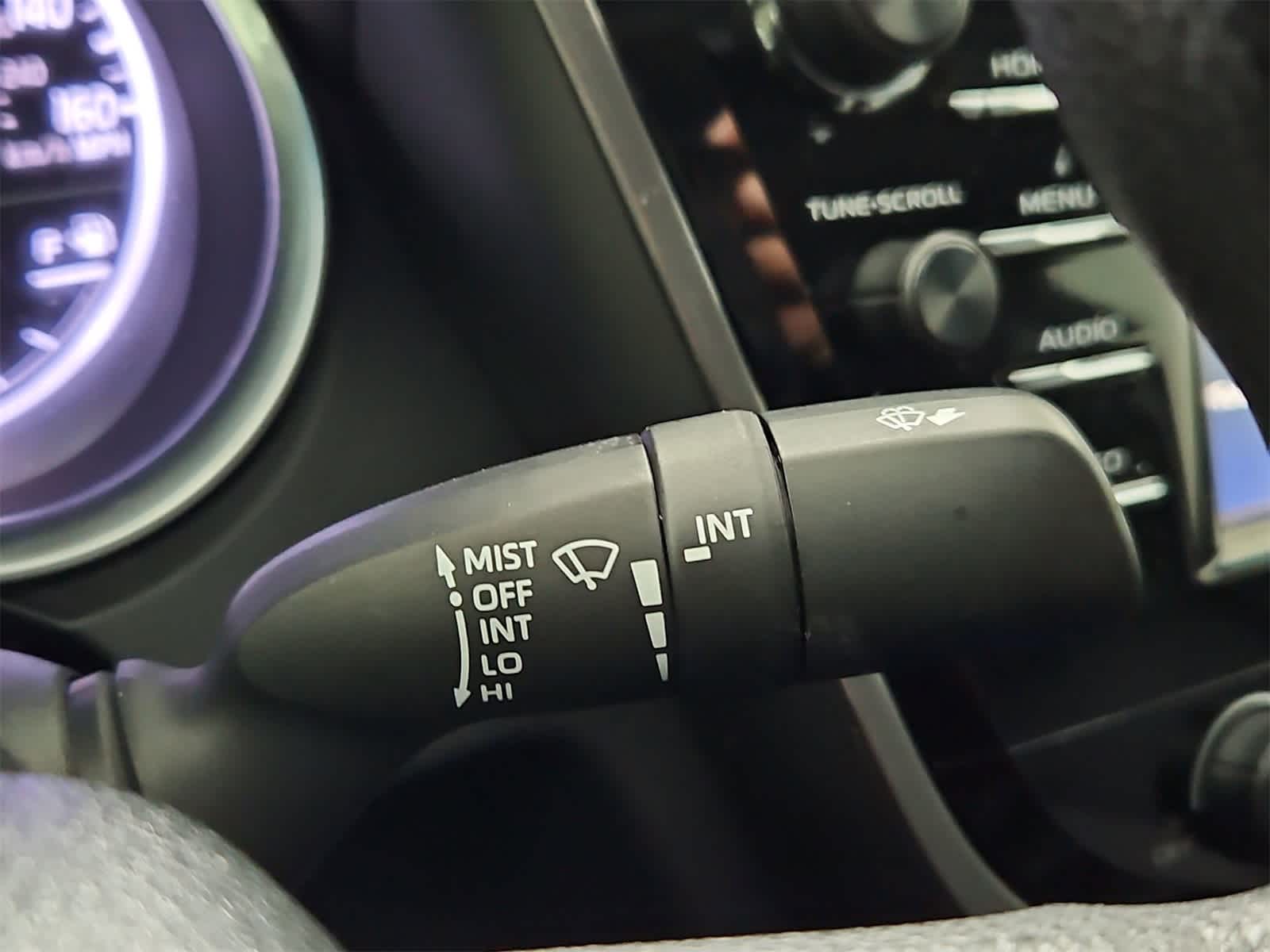 Thumbnail: 2018 Toyota Camry - 25