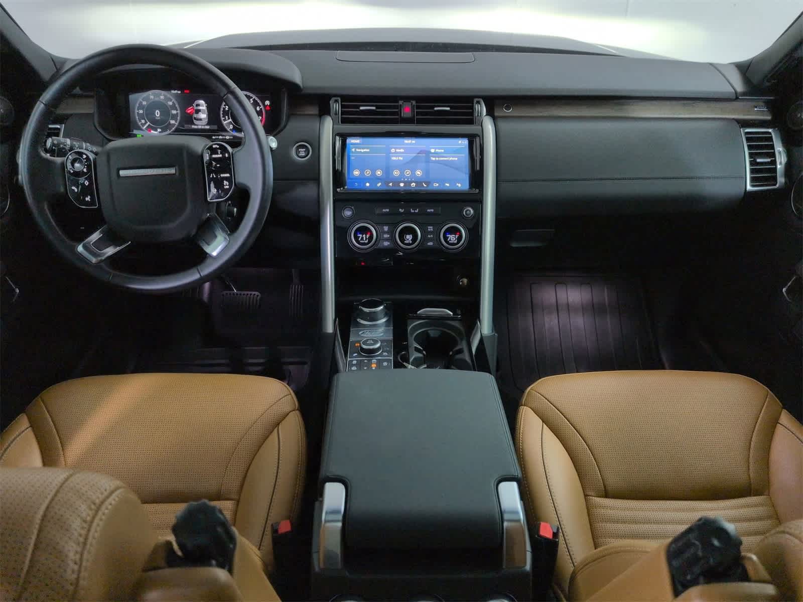 Thumbnail: 2020 Land Rover Discovery - 14