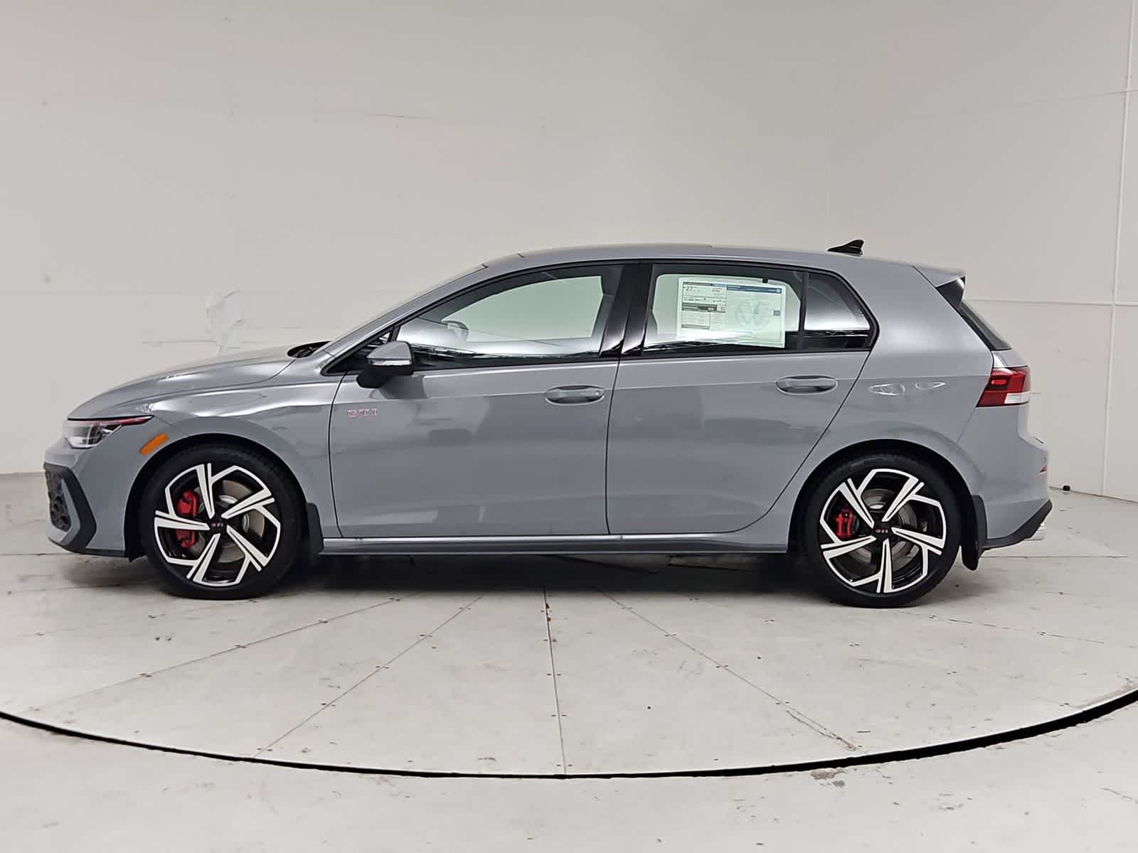 Thumbnail: 2026 Volkswagen Golf - 3